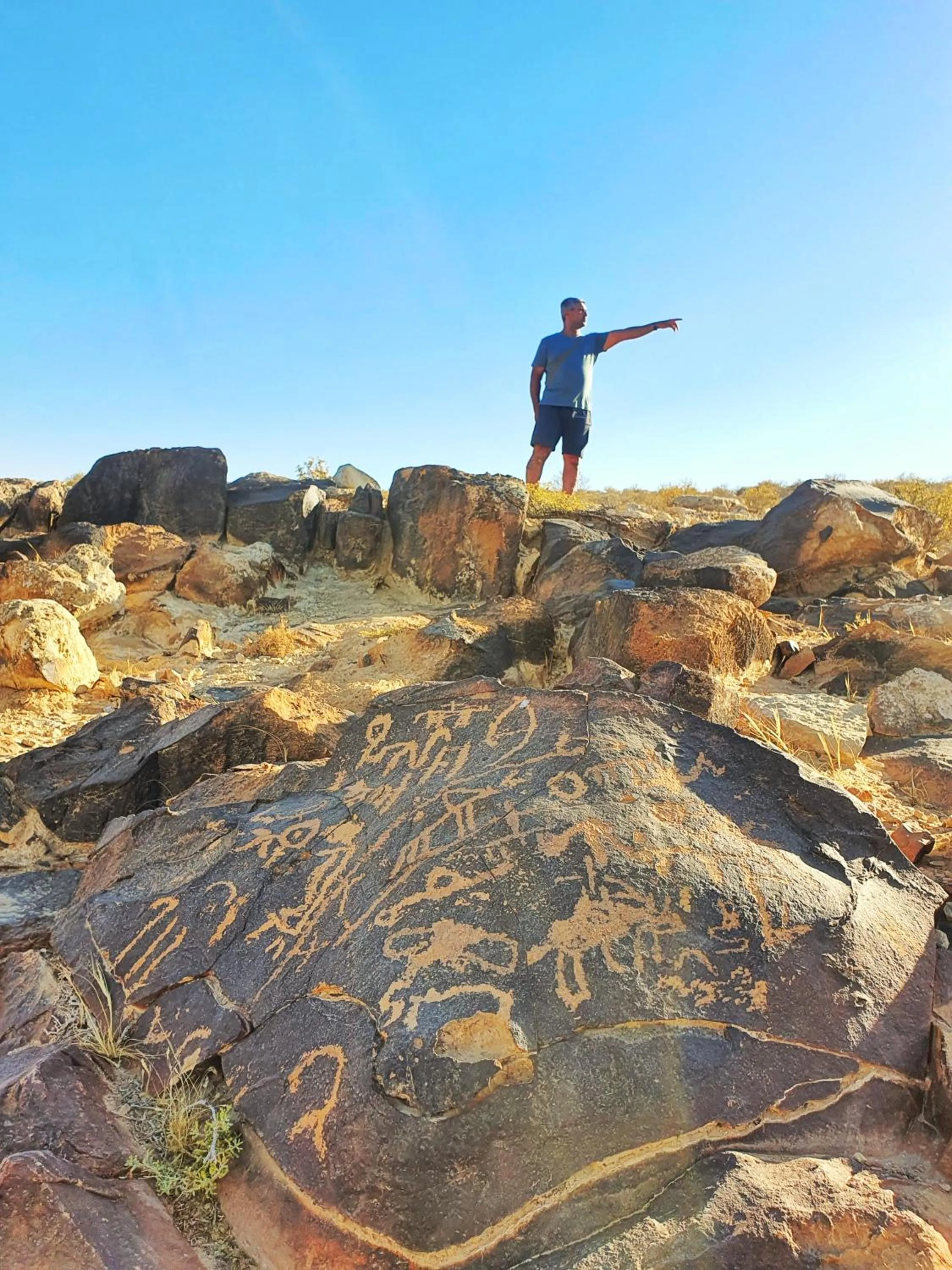 People in Shoshanat Hamidbar