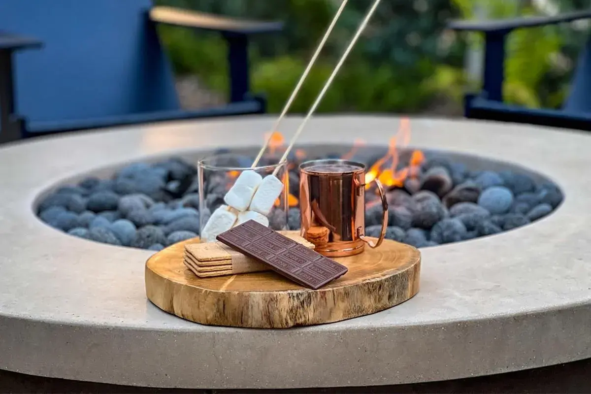 Pavilion Junior Suite in The Quail Lodge Pavilion Junior Suite in The Quail Lodge