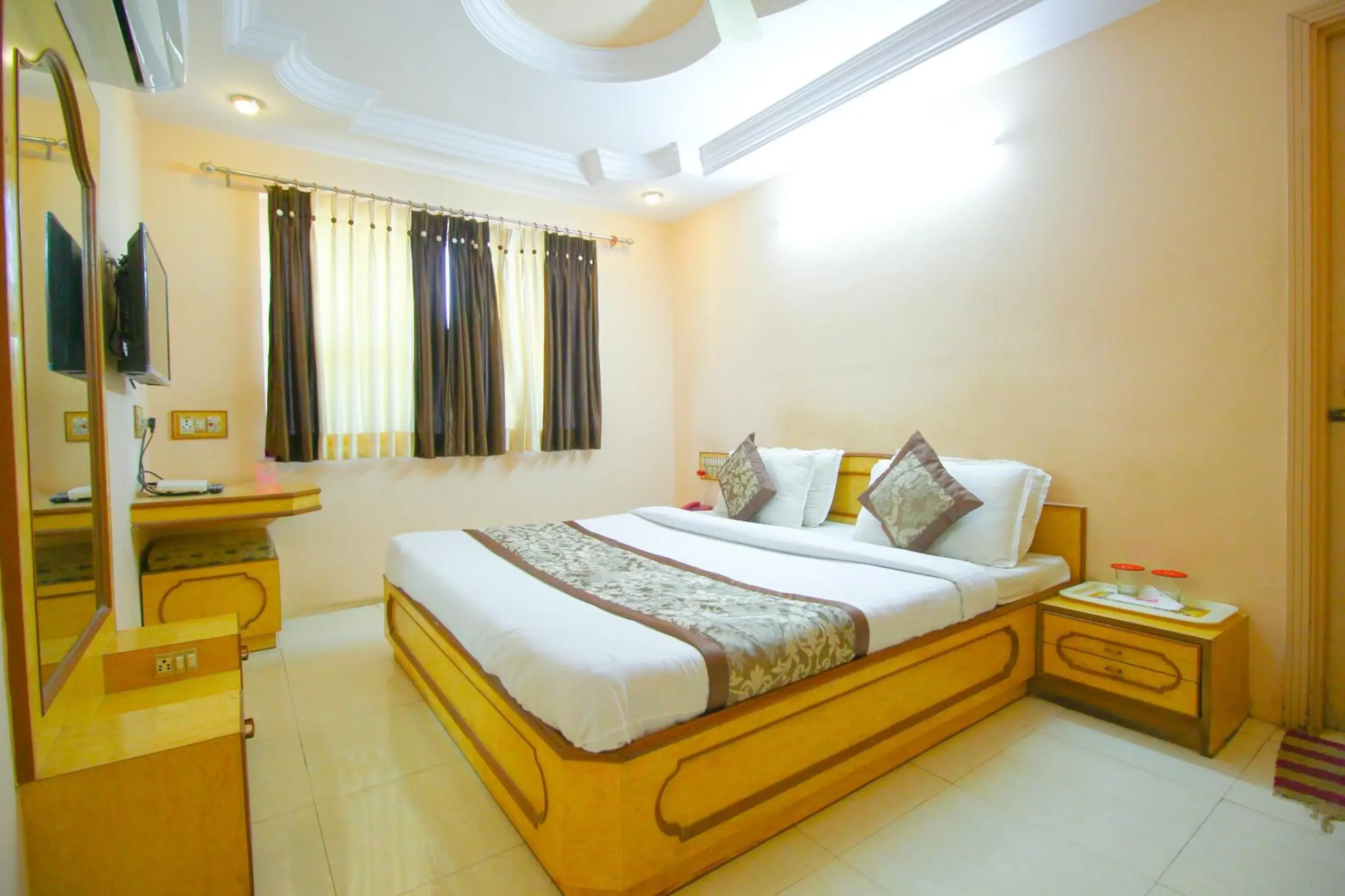 Standard Double Room with Fan - single occupancy in Hotel Upasana Standard Double Room with Fan - single occupancy in Hotel Upasana