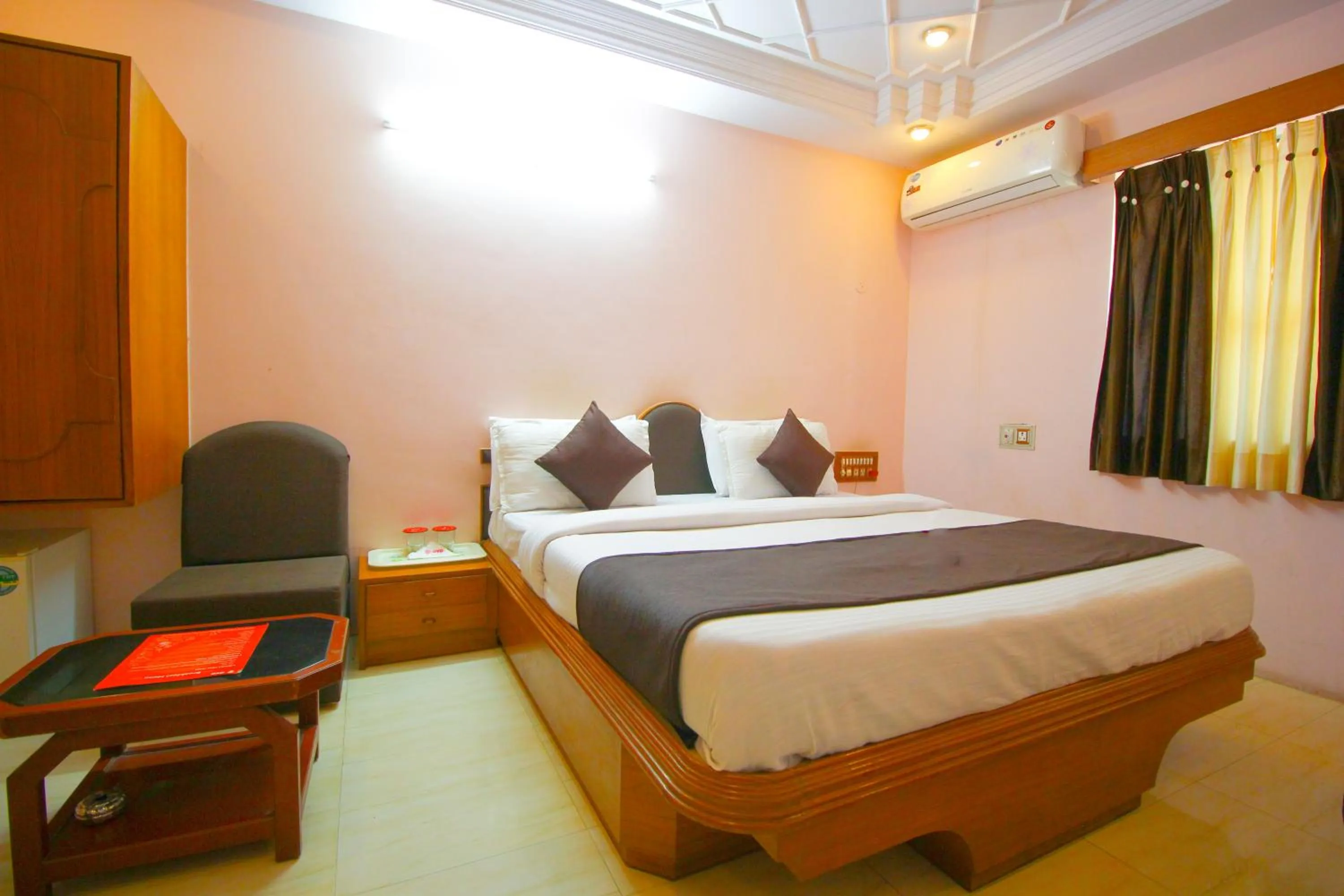 Bed in Hotel Upasana