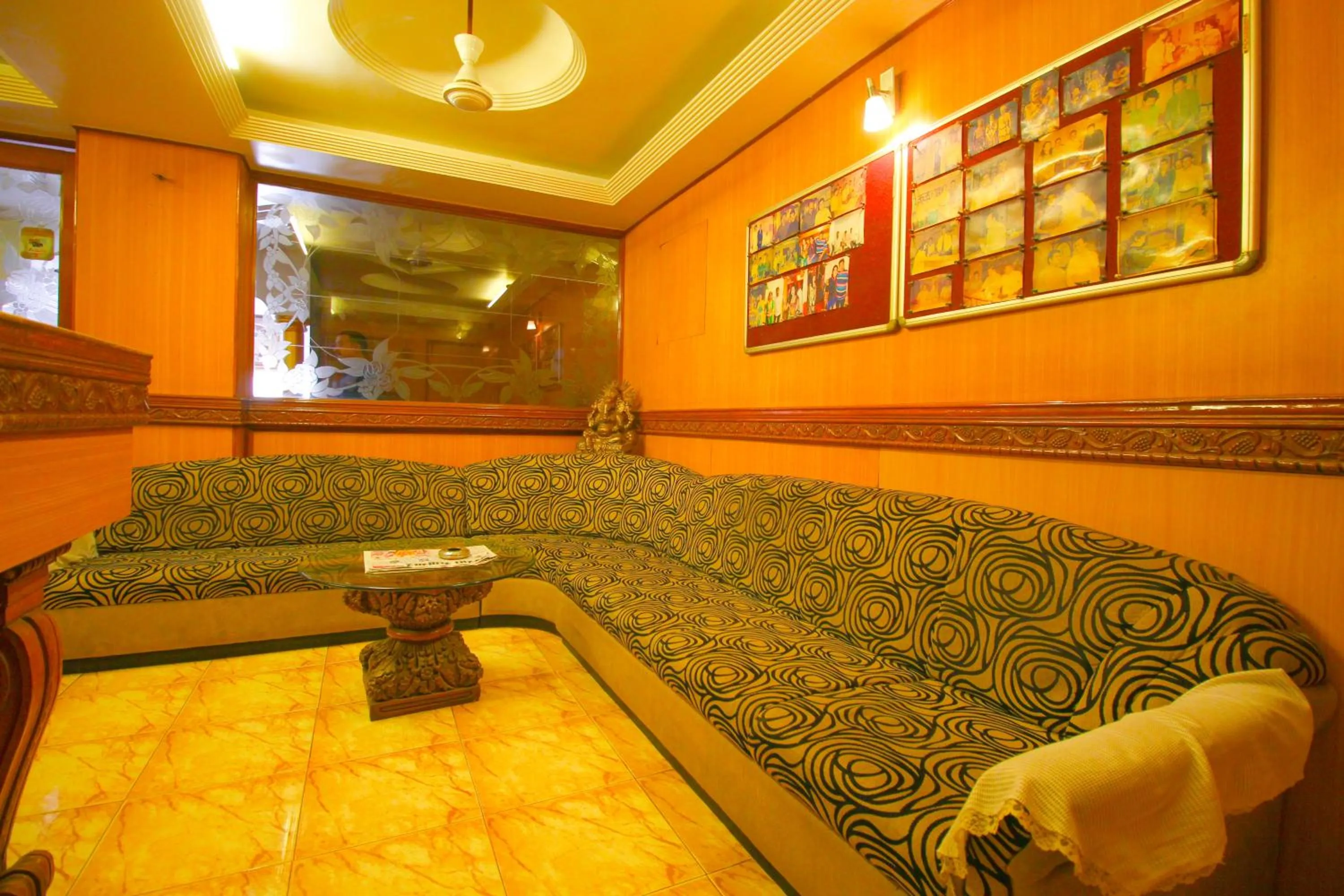 Living room in Hotel Upasana