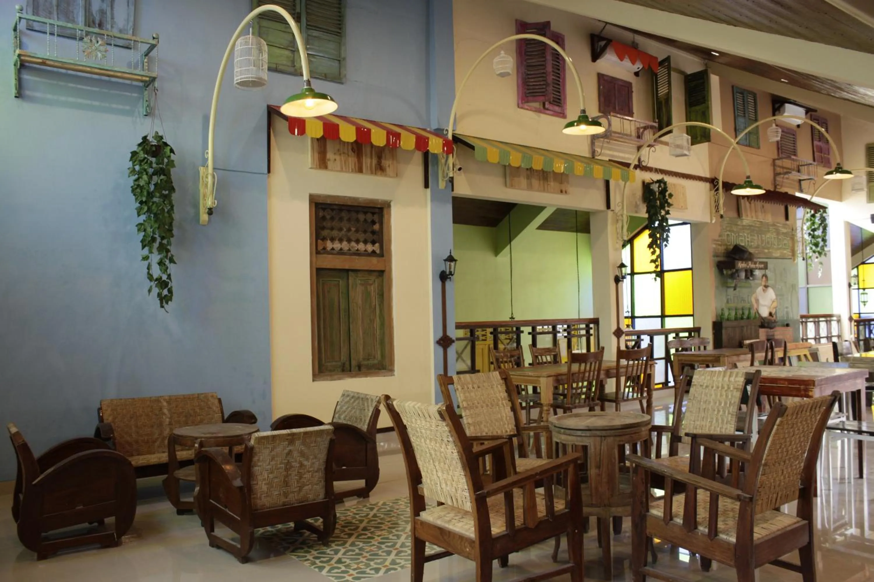 Restaurant/places to eat in Omah Njonja Bed & Brasserie