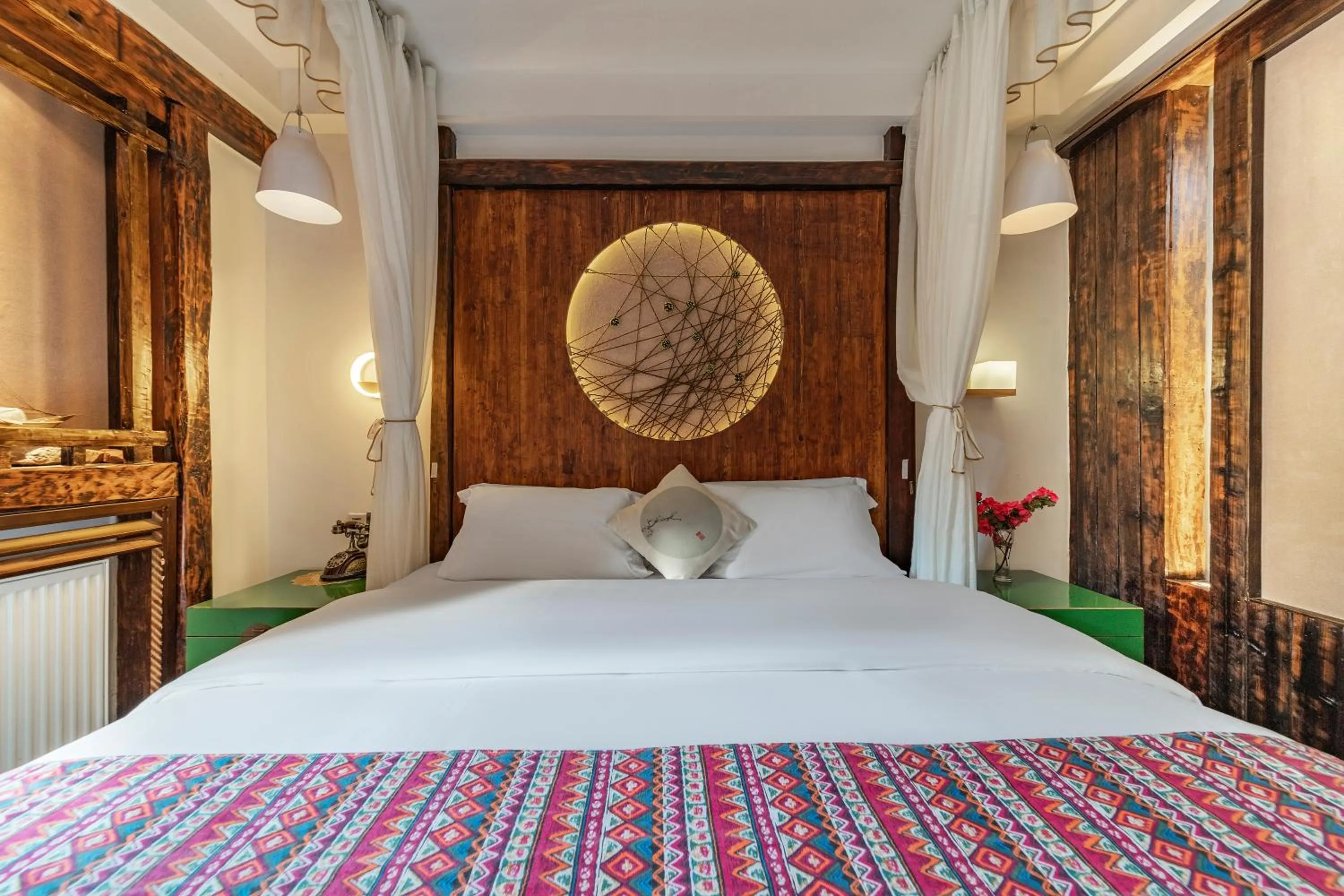 Bed in Homeward Mountain Resort