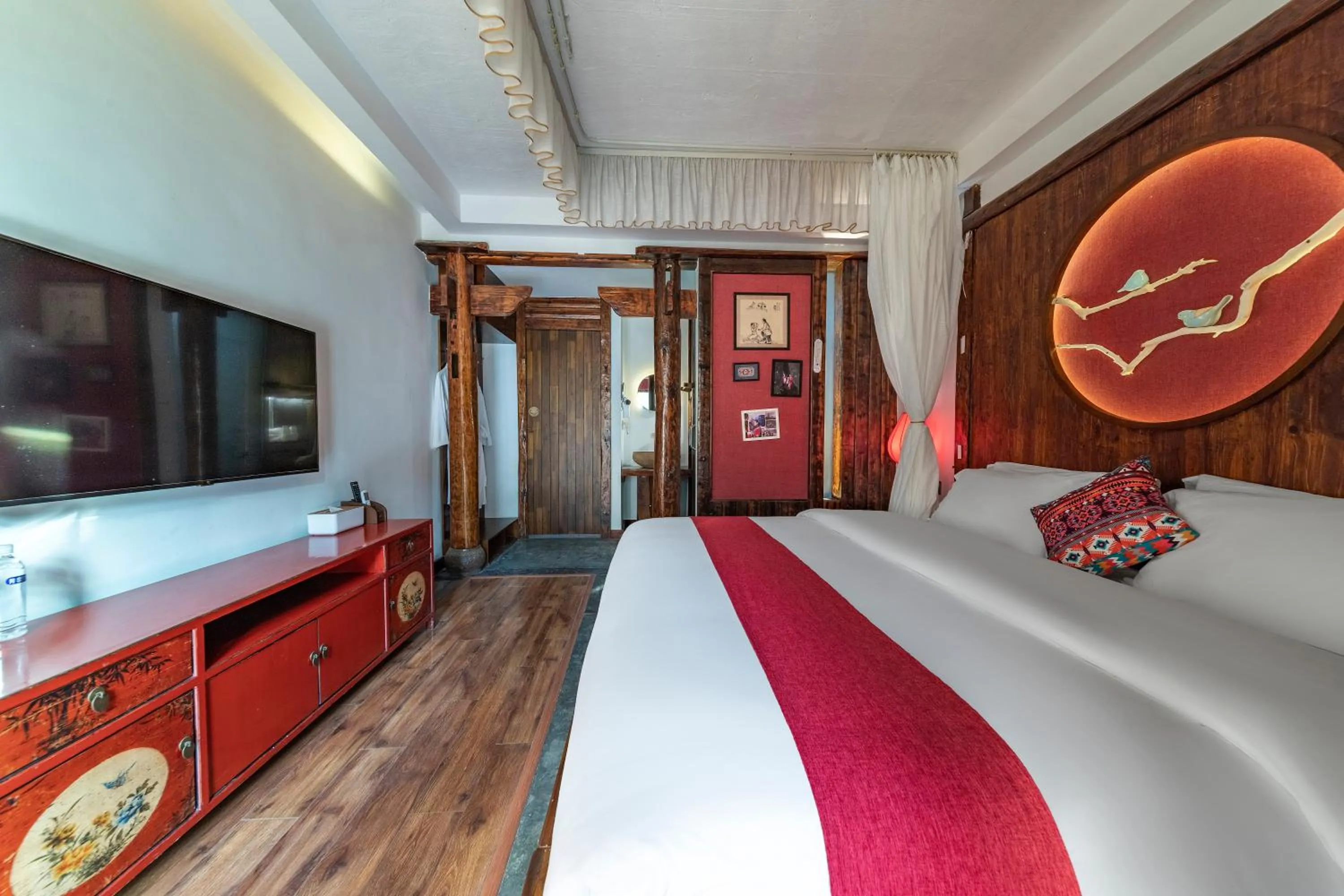 Bed in Homeward Mountain Resort