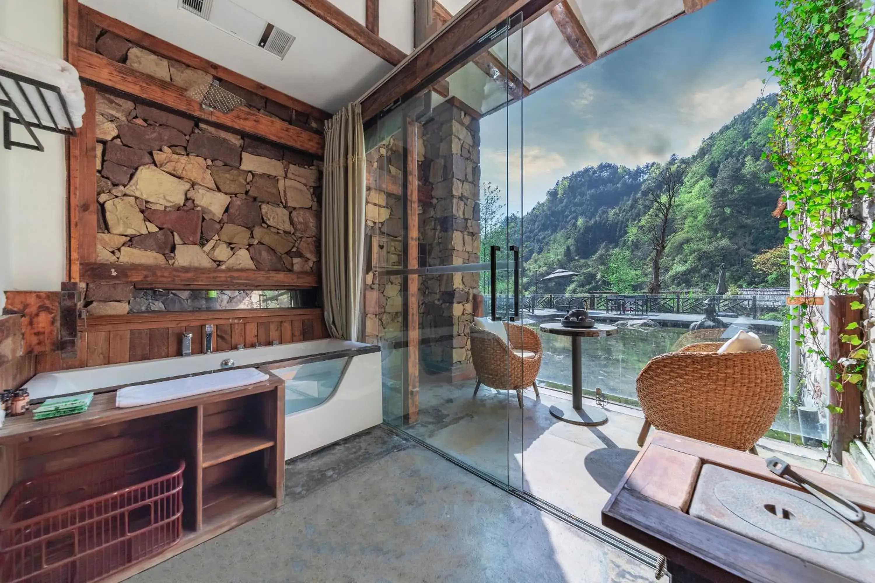 Queen room with Lotus Pond View, Balcony, Bathtub, and Fireplace in Homeward Mountain Resort Queen room with Lotus Pond View, Balcony, Bathtub, and Fireplace in Homeward Mountain Resort