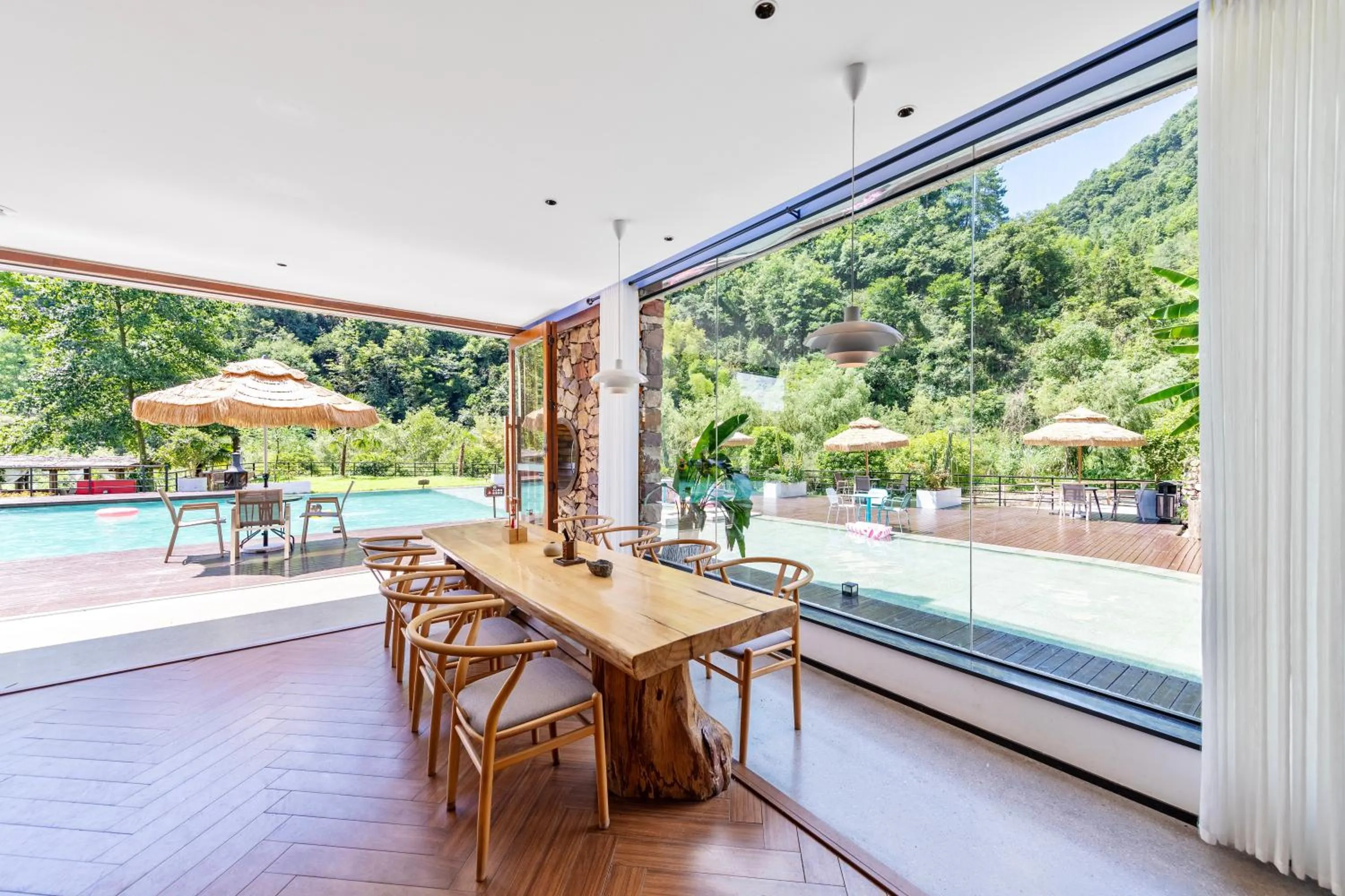 Lobby or reception in Homeward Mountain Resort