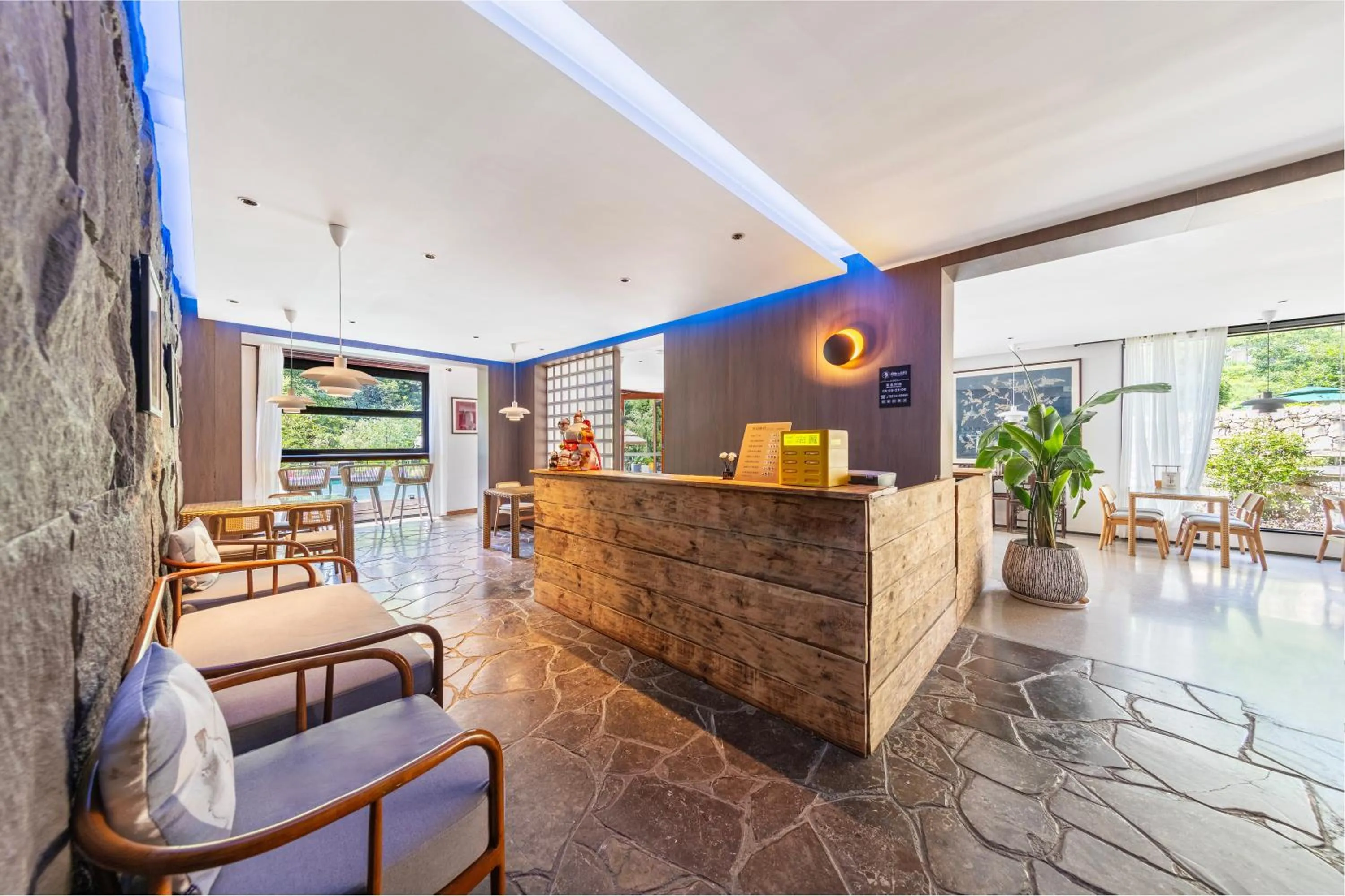 Lobby or reception in Homeward Mountain Resort