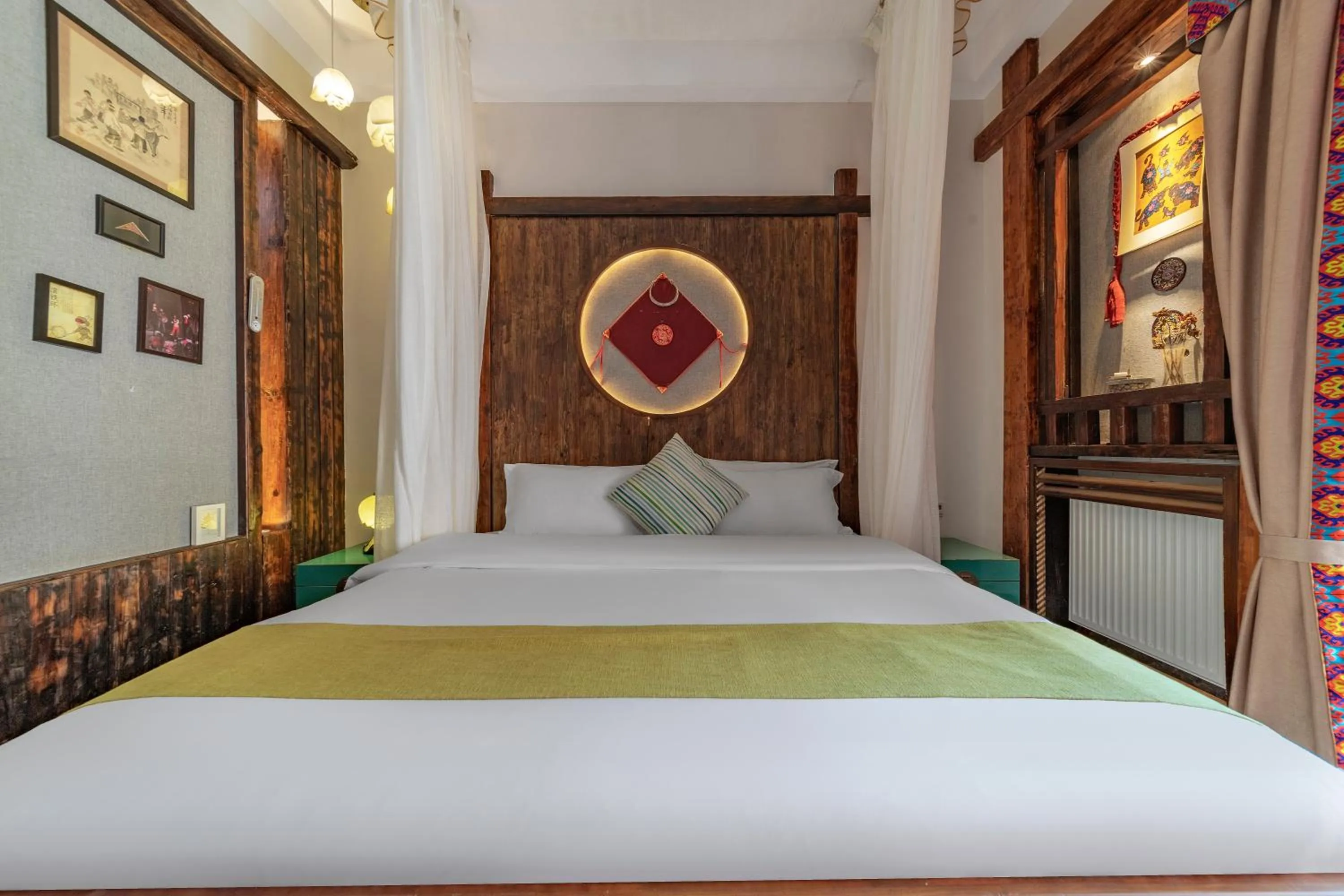 Bed in Homeward Mountain Resort