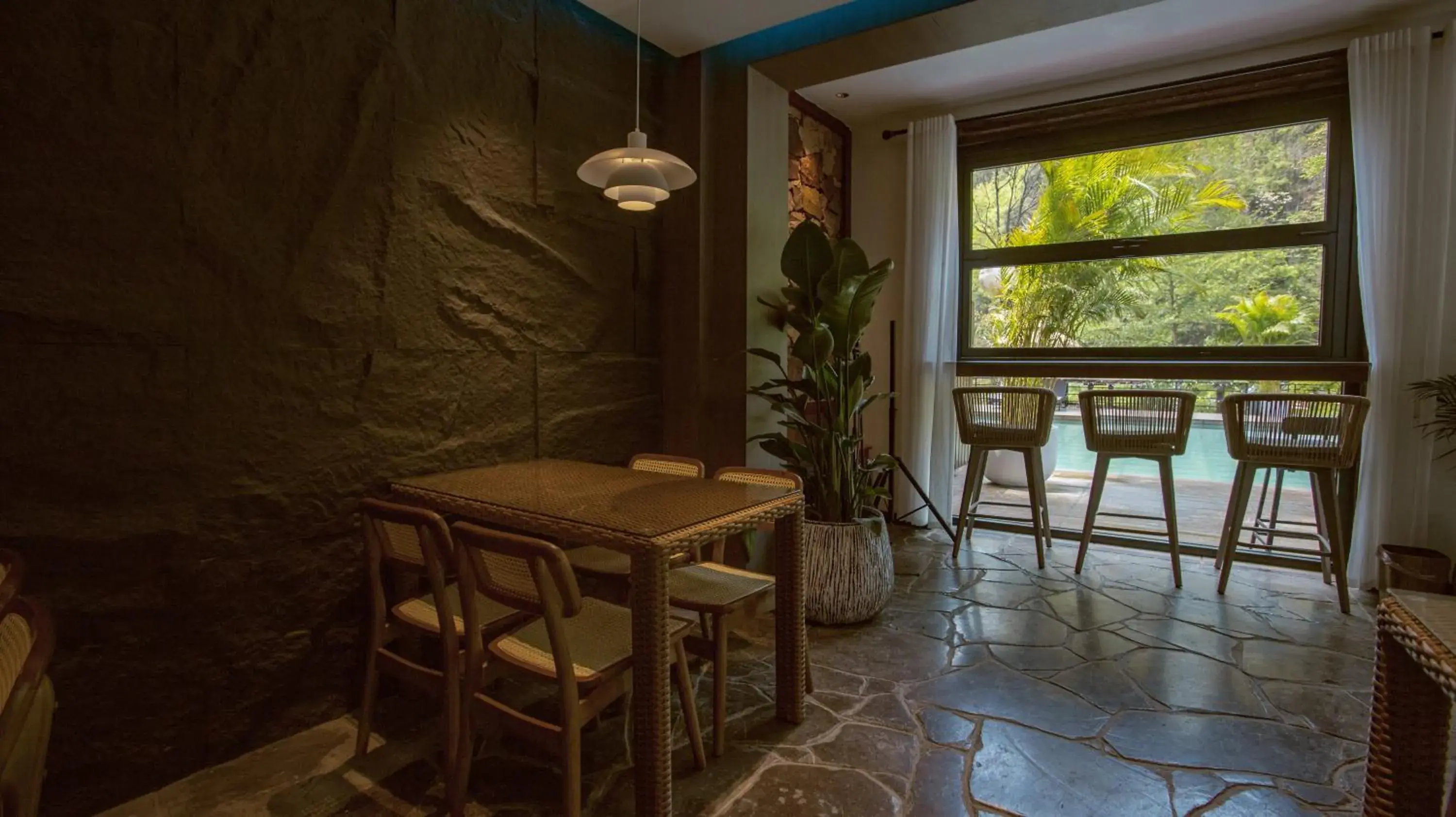 Restaurant/places to eat, Dining Area in Homeward Mountain Resort Restaurant/places to eat, Dining Area in Homeward Mountain Resort