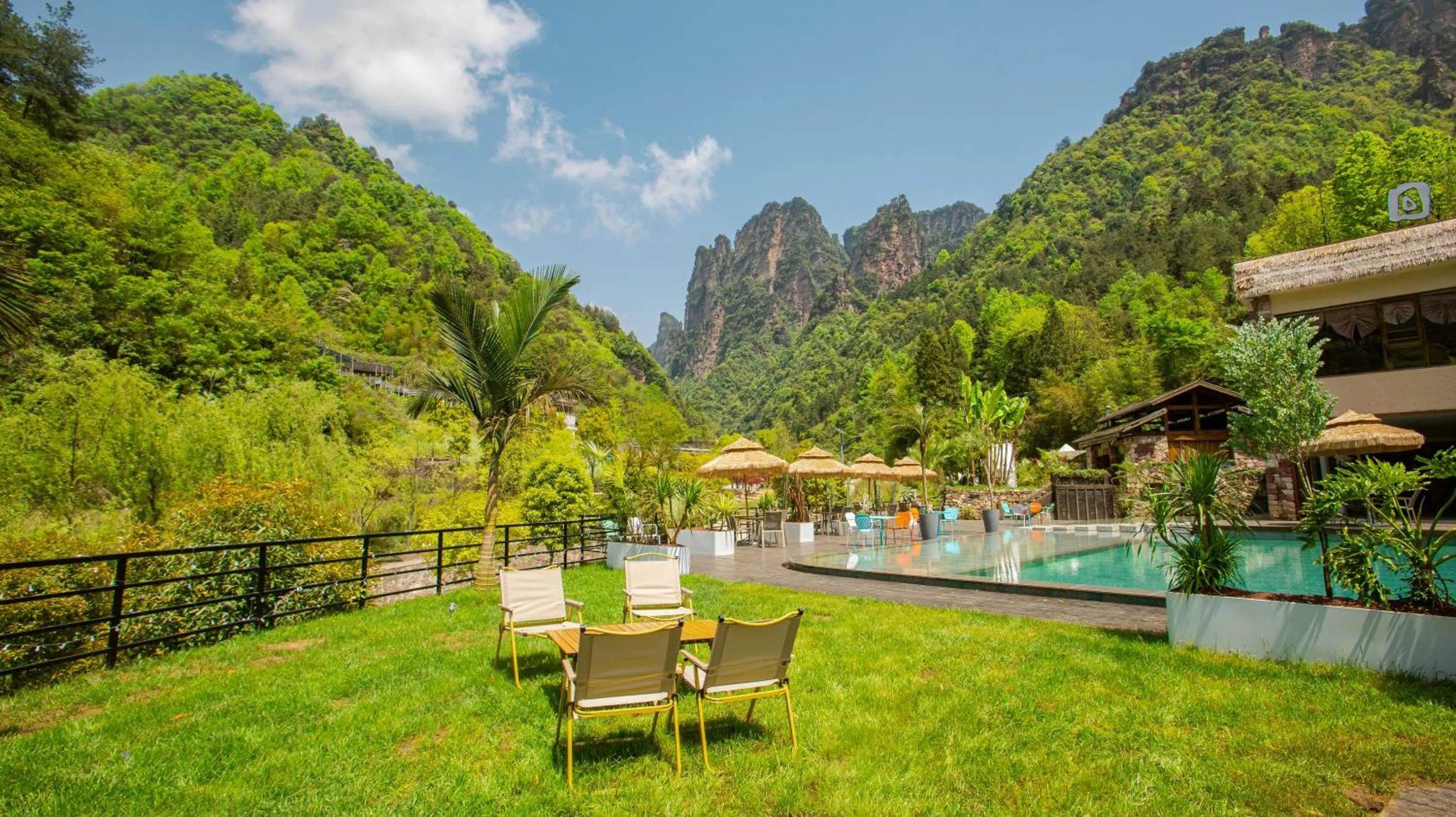 Property building in Homeward Mountain Resort