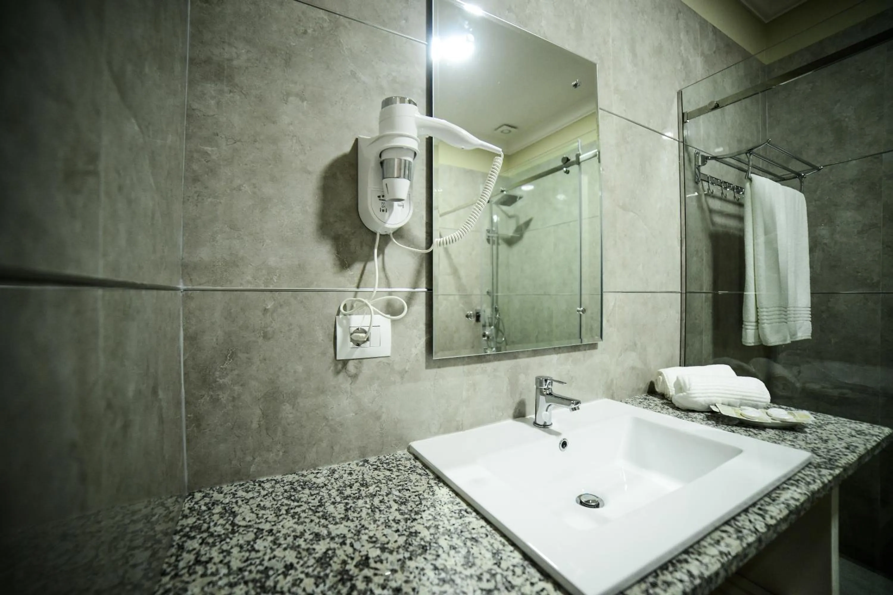 Shower in Hotel Vila Imperial