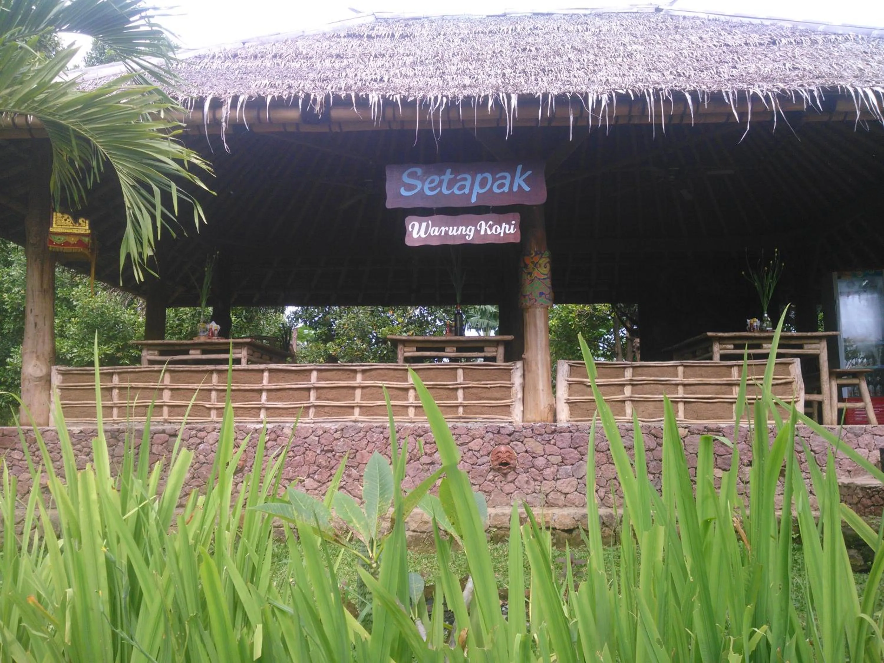 Restaurant/places to eat in Uma Nirmala Aling-Aling