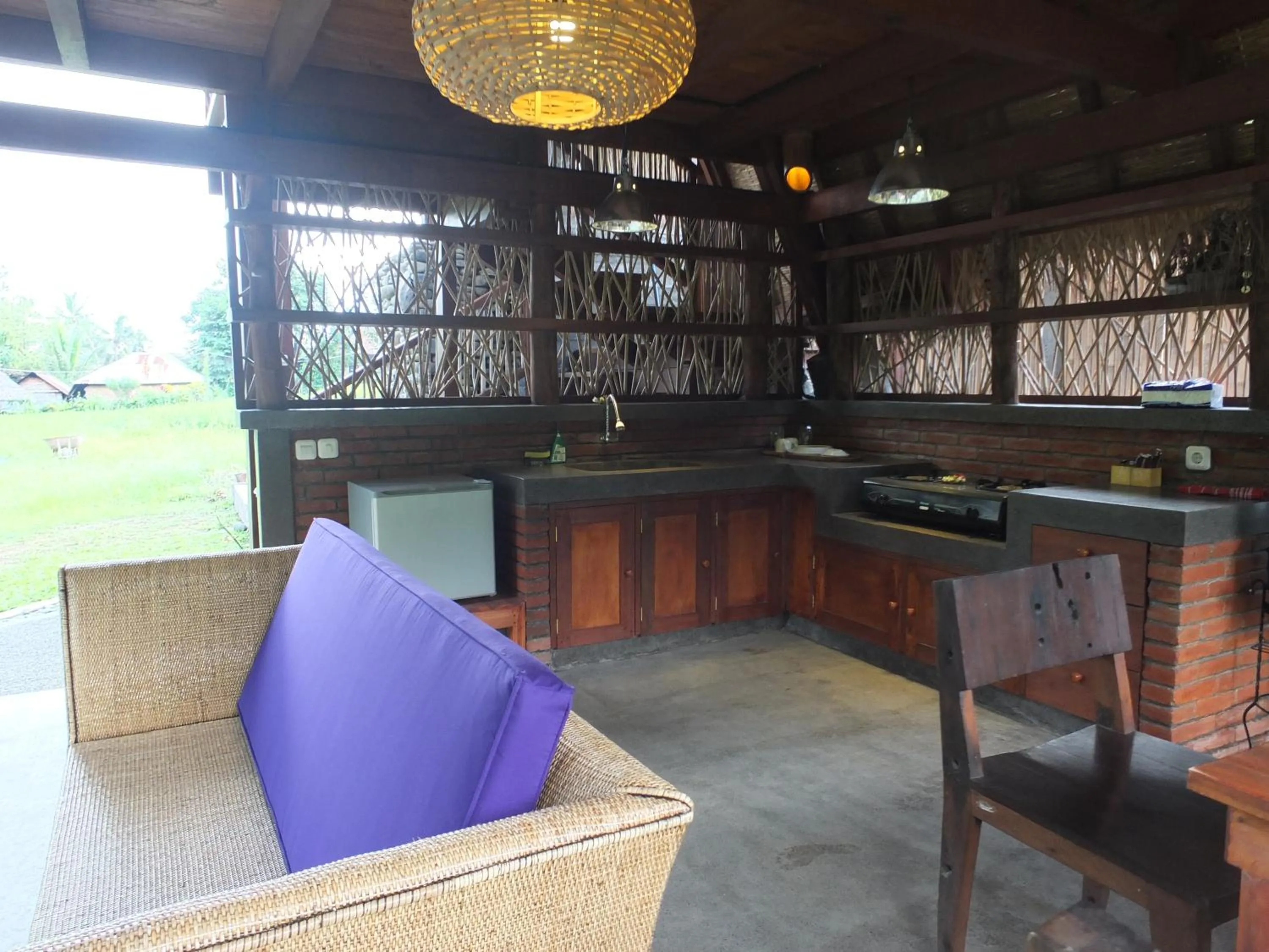 Kitchen or kitchenette in Uma Nirmala Aling-Aling