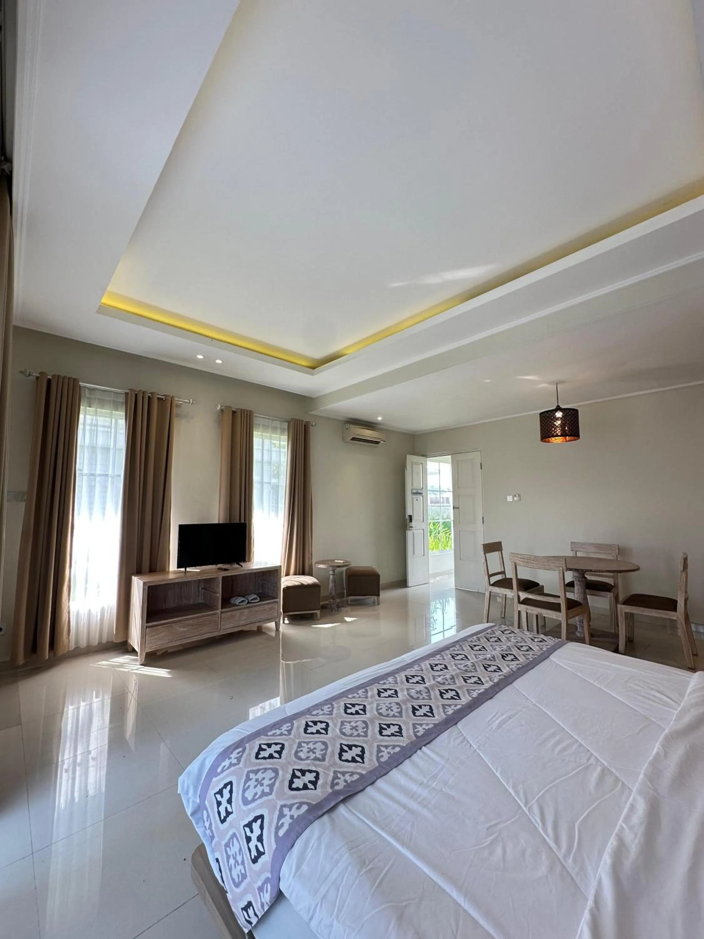 Bed in Sevilla Resort Magelang