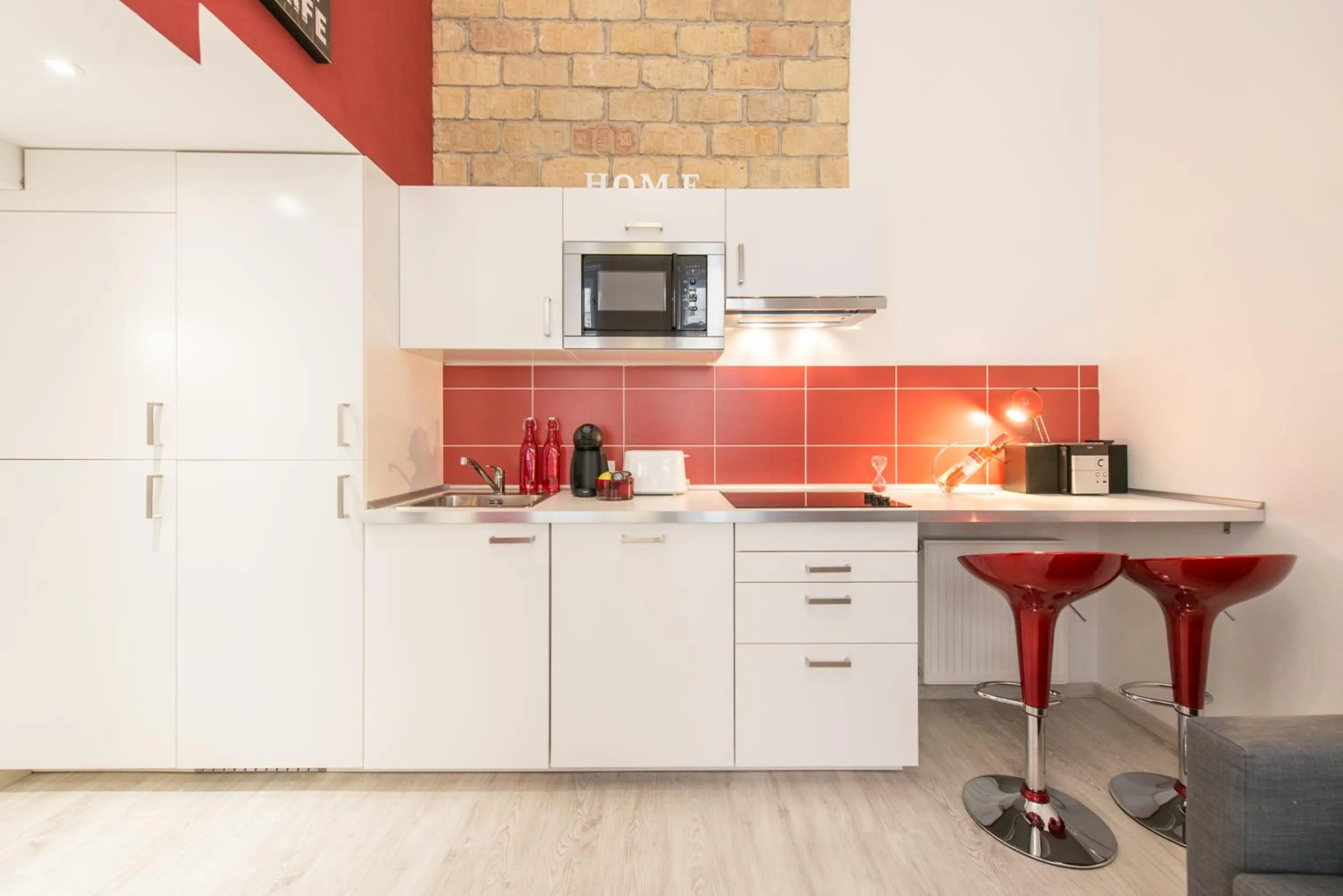 Kitchen or kitchenette in happy home FOX