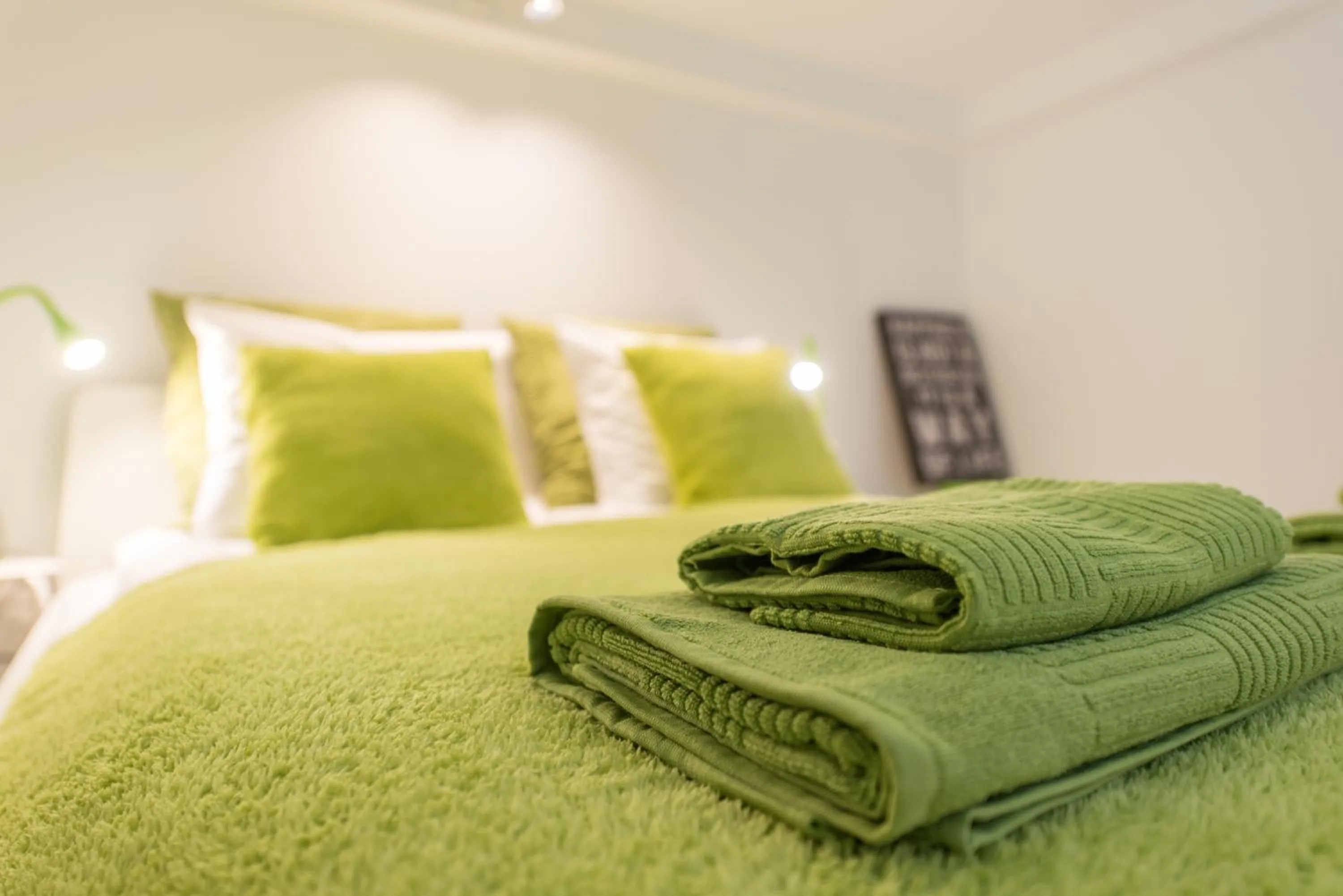 Bathroom, Bed in happy home FOX