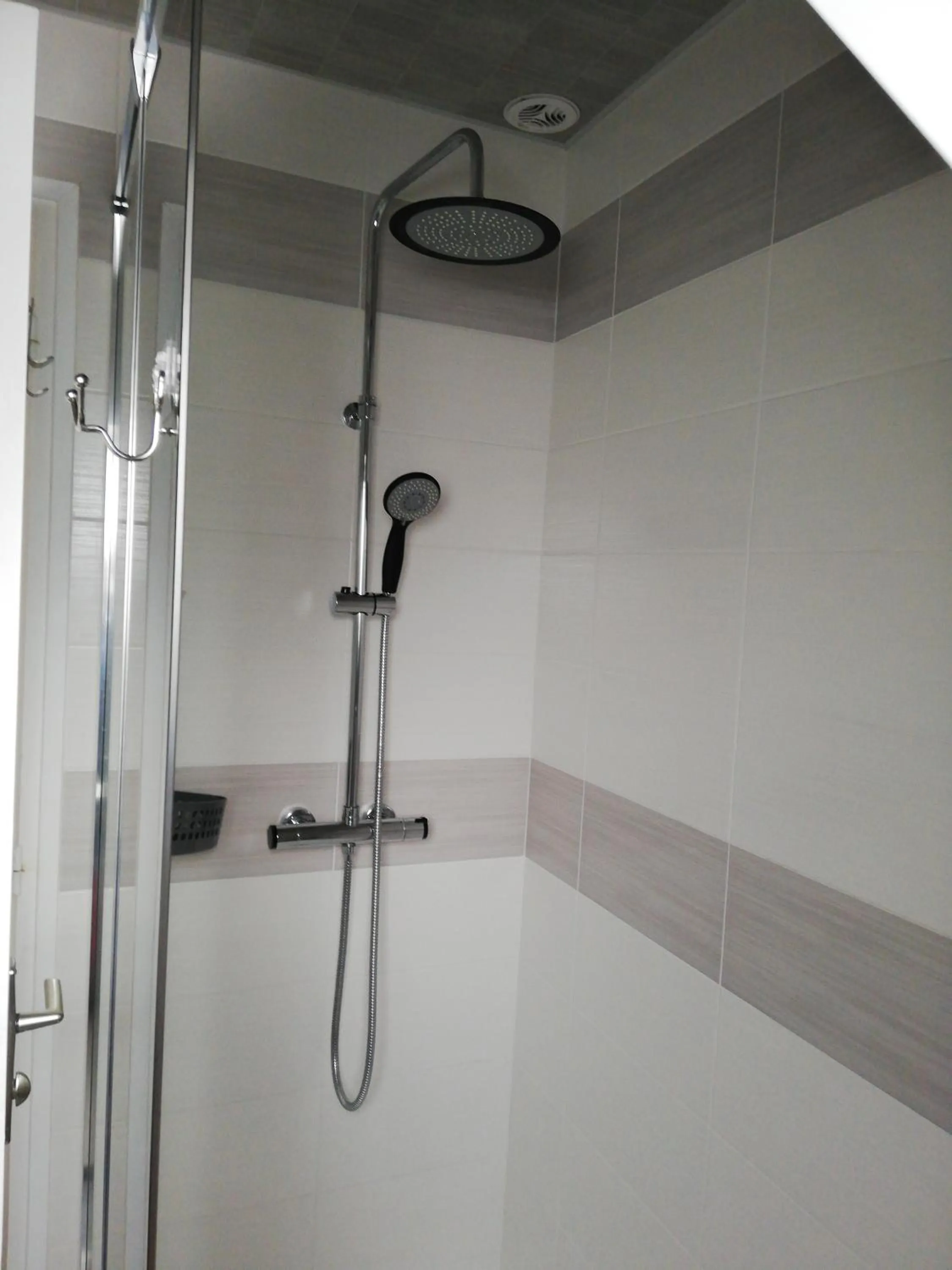 Shower in 1 chambre d'hôte entre terre et mer