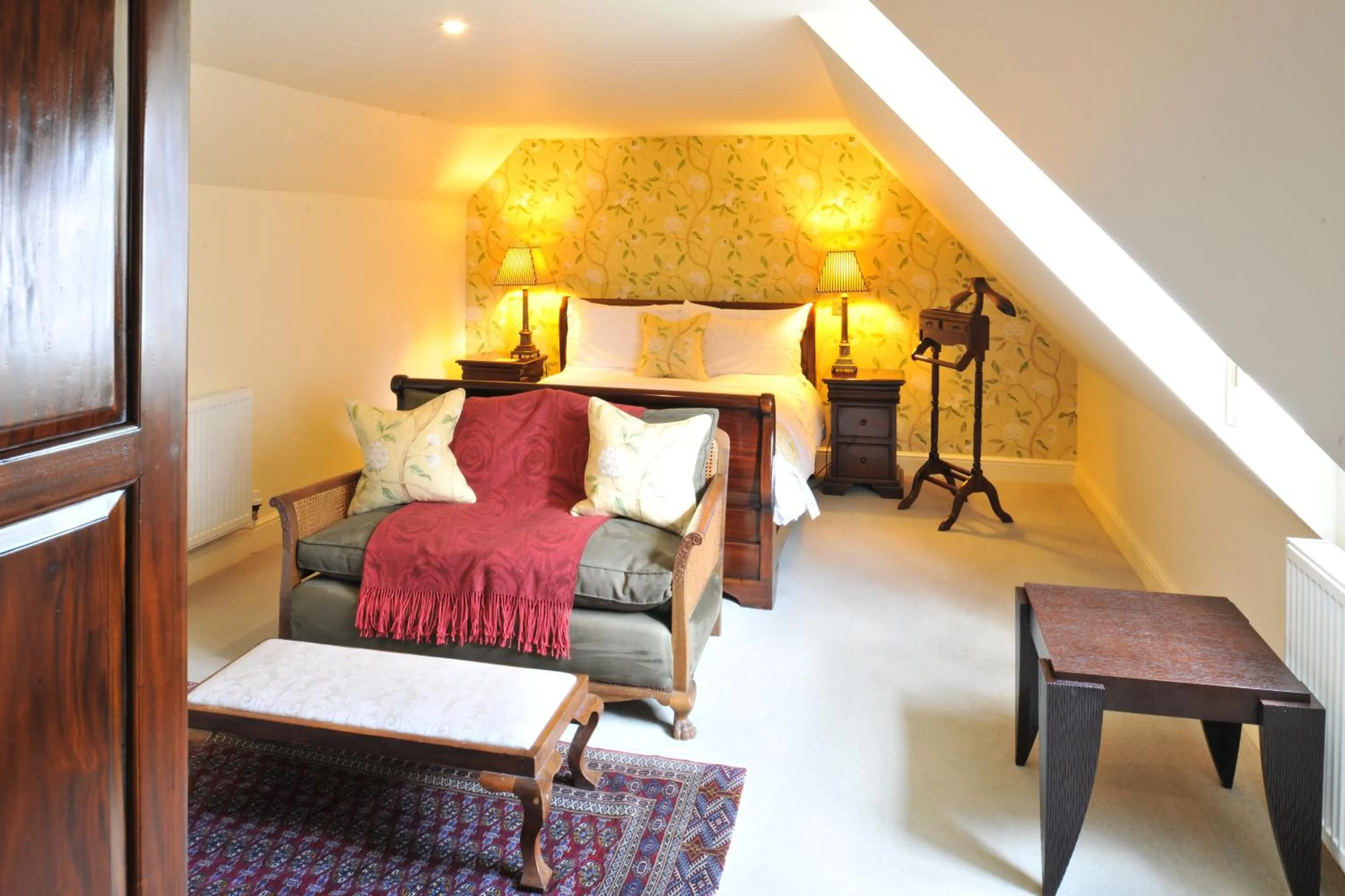 Bedroom, Bed in The Old Vine