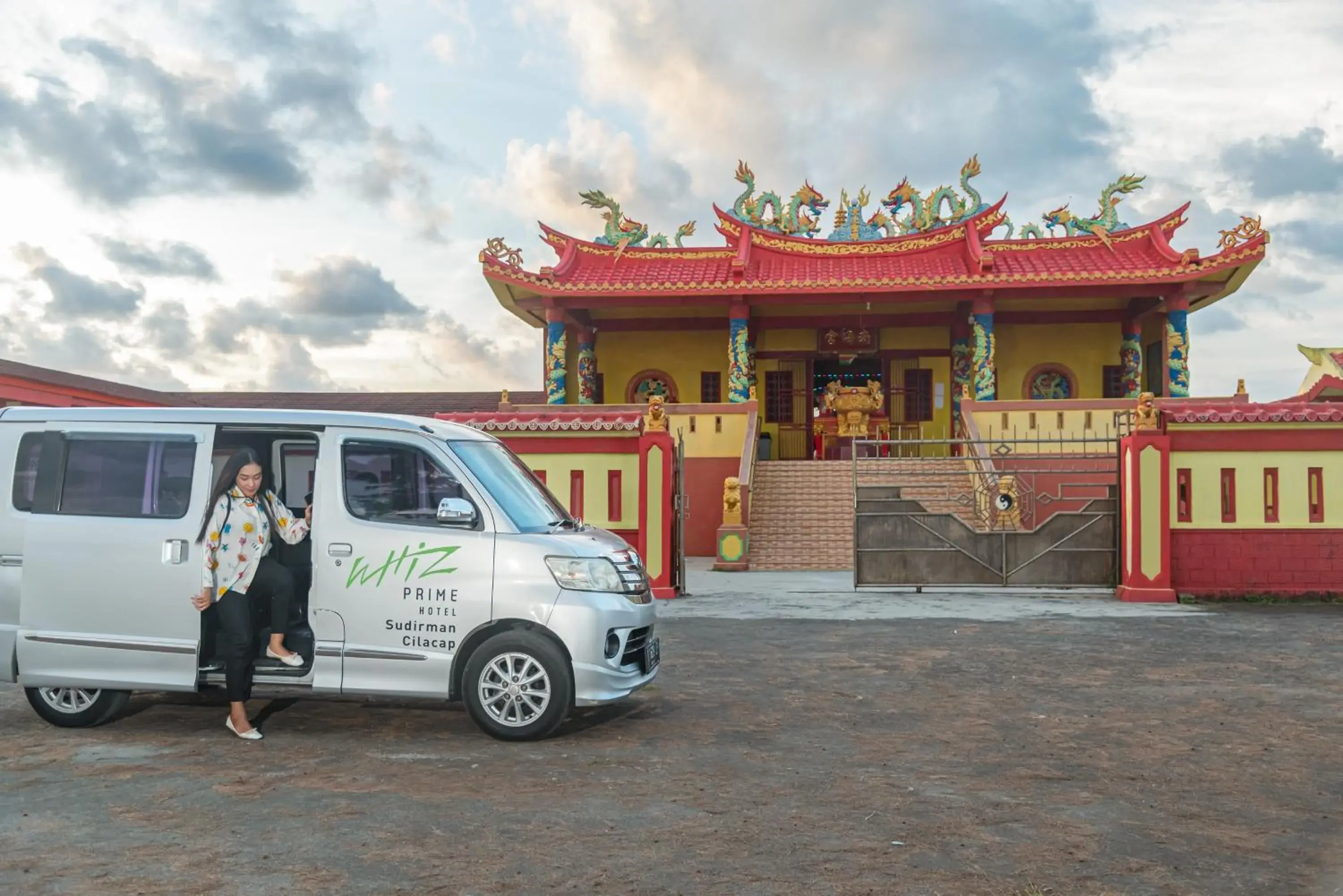 Landmark view in Whiz Prime Hotel Sudirman Cilacap Landmark view in Whiz Prime Hotel Sudirman Cilacap