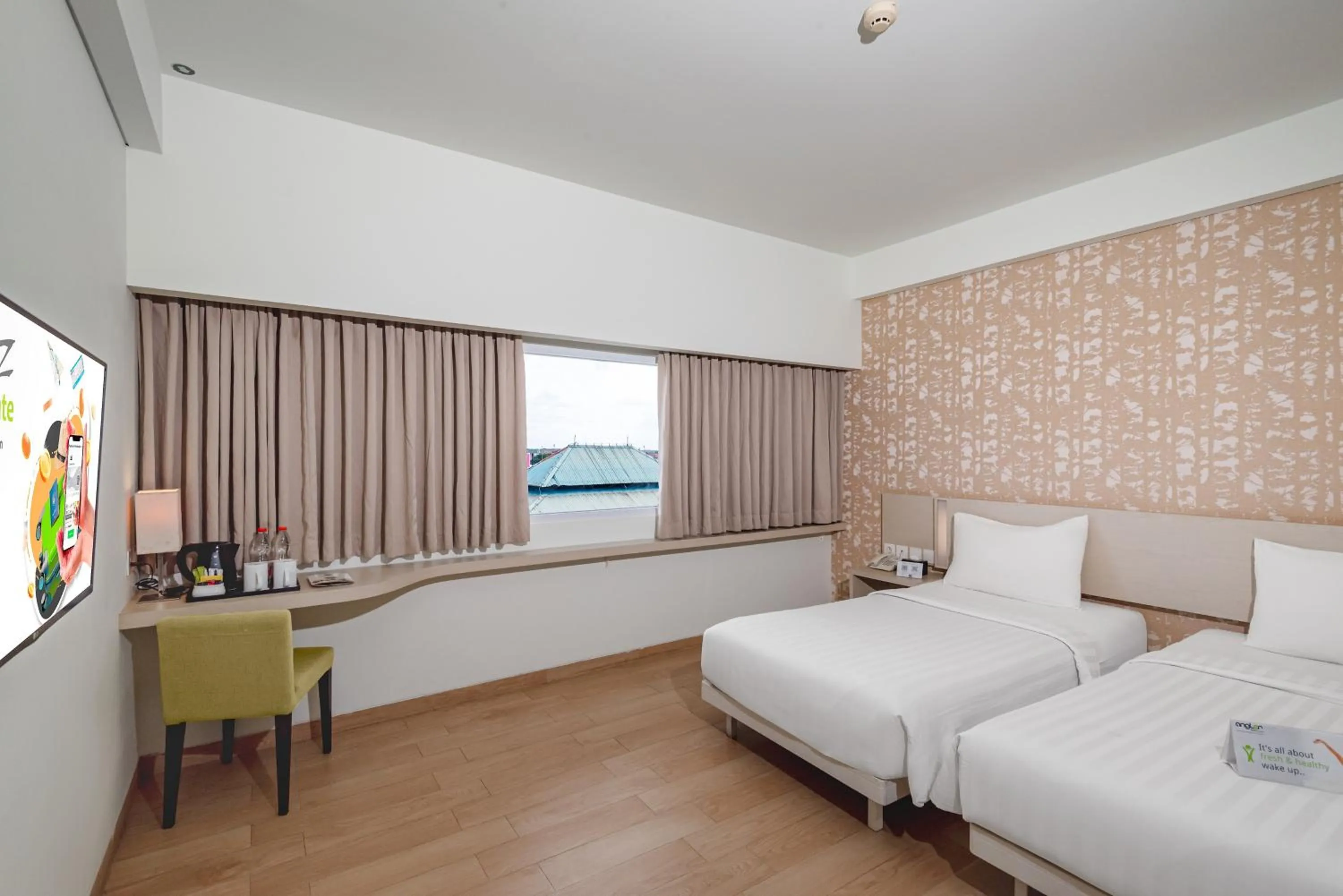 Bedroom, Bed in Whiz Prime Hotel Sudirman Cilacap