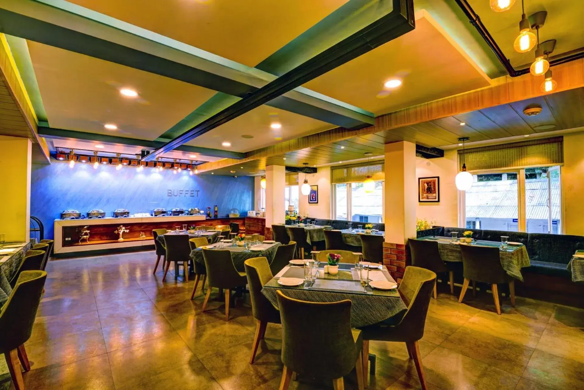 Restaurant/places to eat in Udaan Woodberry Hotel & Spa Restaurant/places to eat in Udaan Woodberry Hotel & Spa