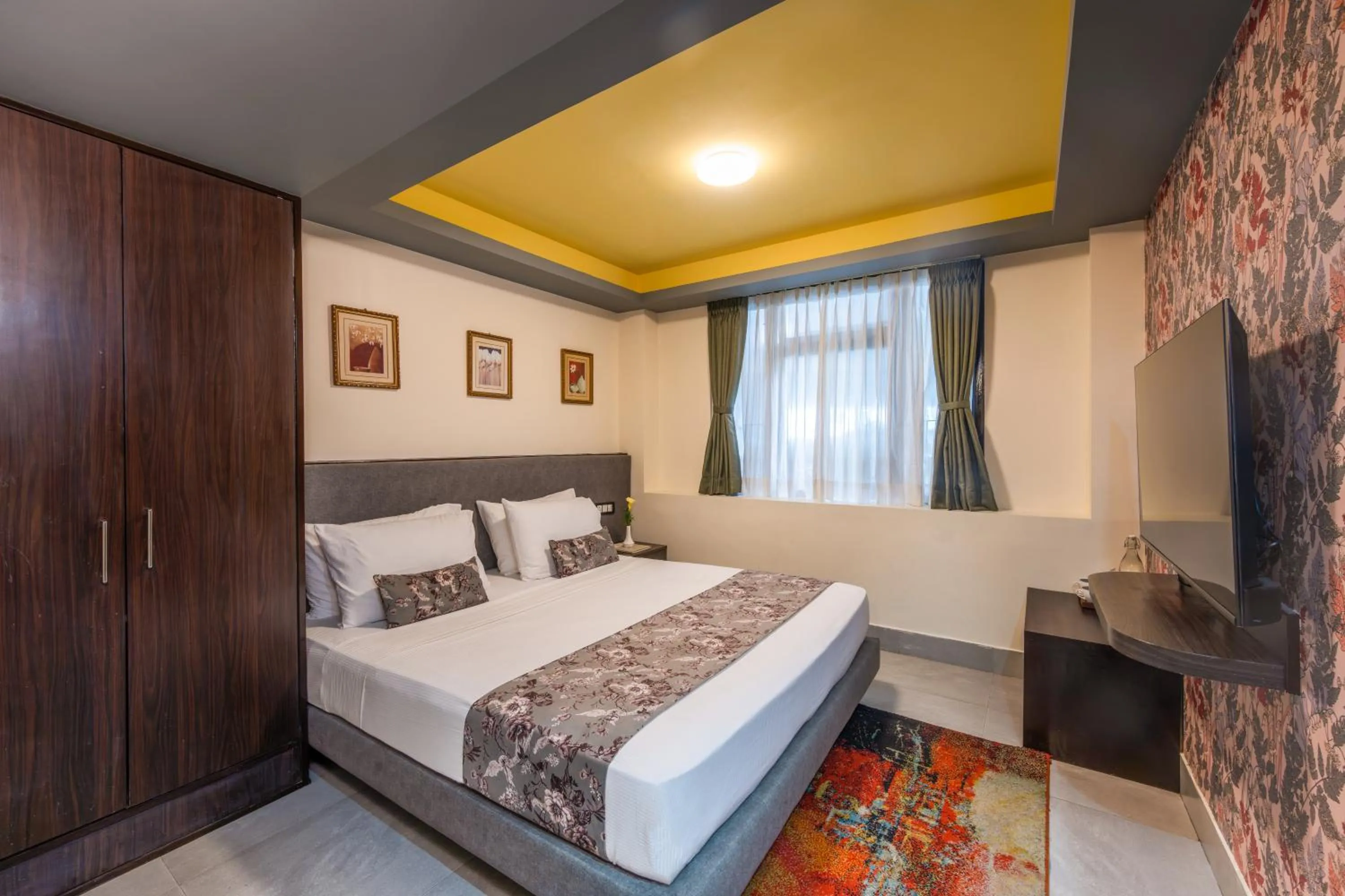 Bed in Udaan Woodberry Hotel & Spa