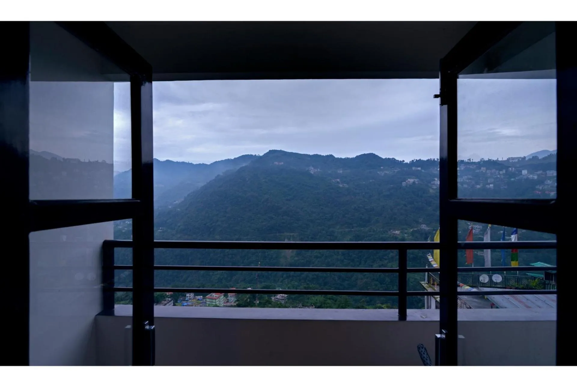 Balcony/Terrace in Udaan Woodberry Hotel & Spa