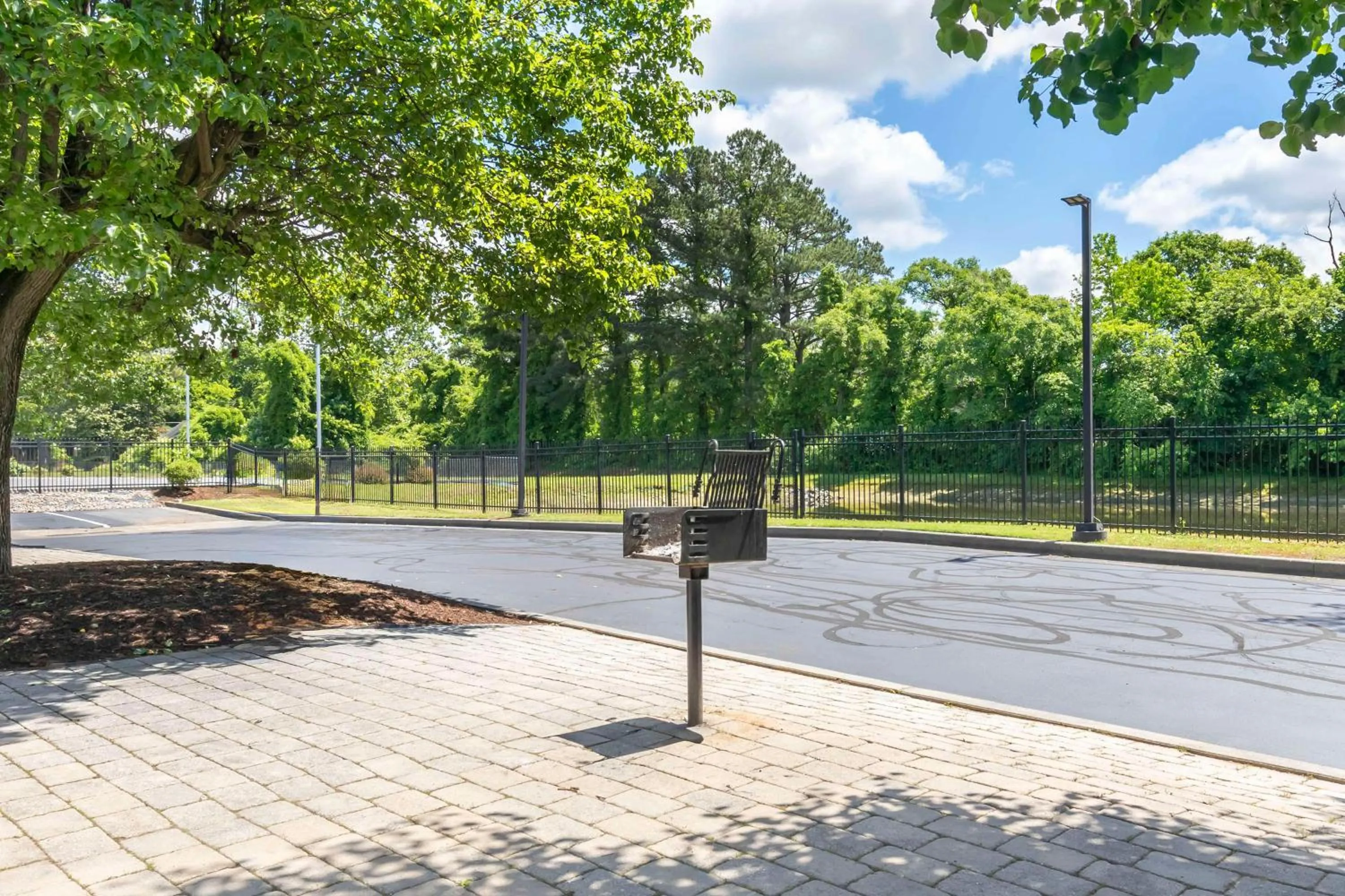 Property building in Best Western Salisbury Plaza