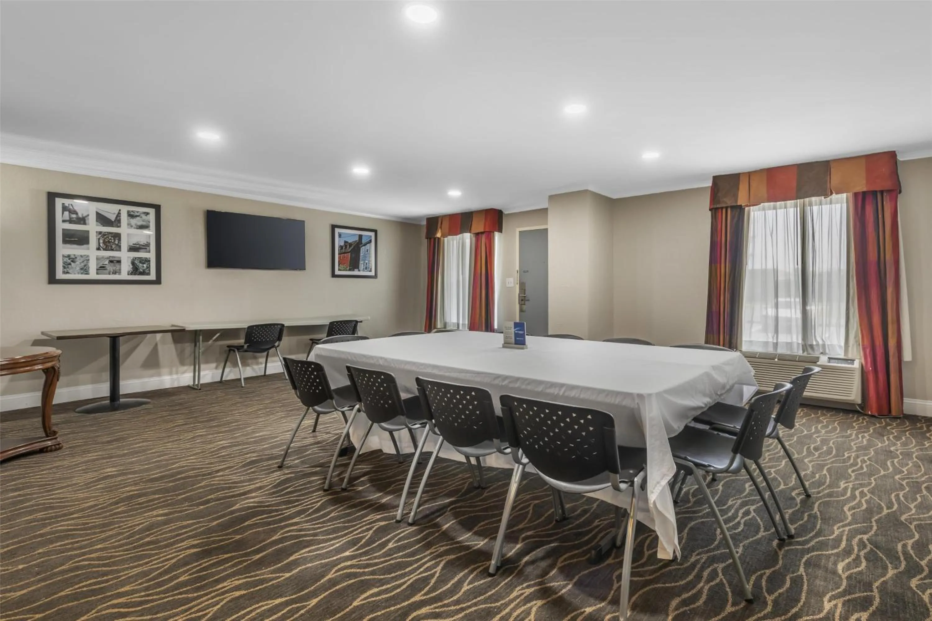Meeting/conference room in Best Western Salisbury Plaza