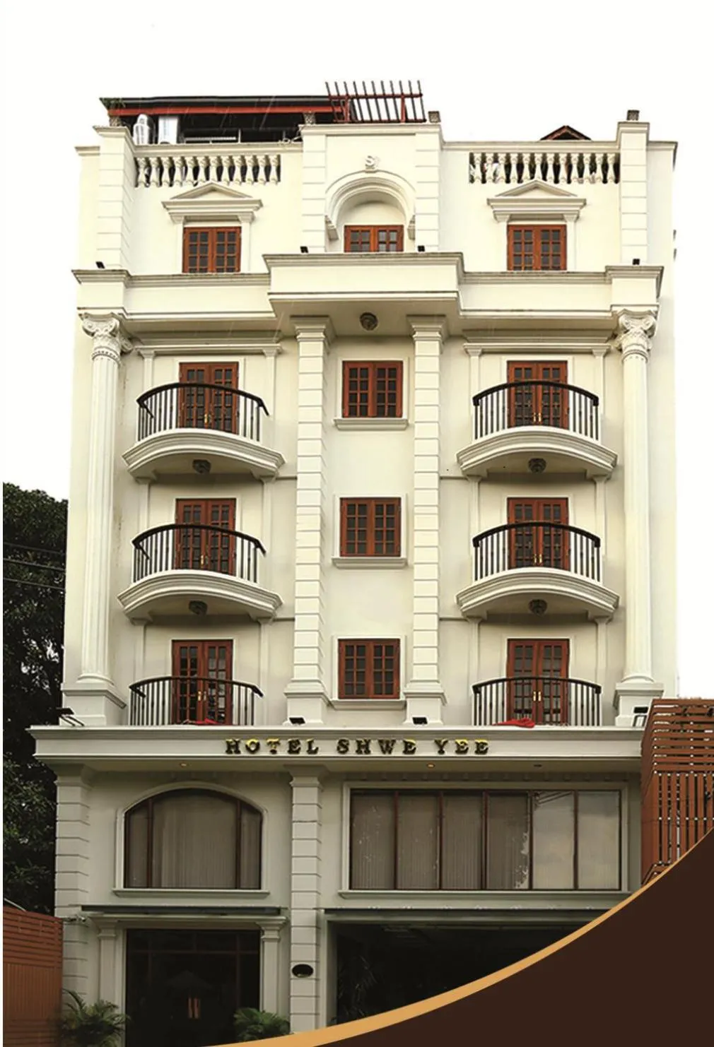 Property building in Hotel Shwe Yee
