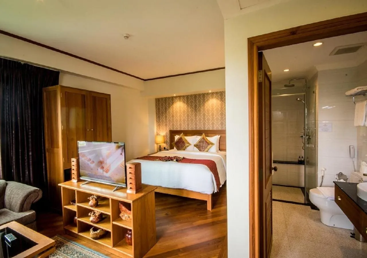 Toilet in Hotel Shwe Yee