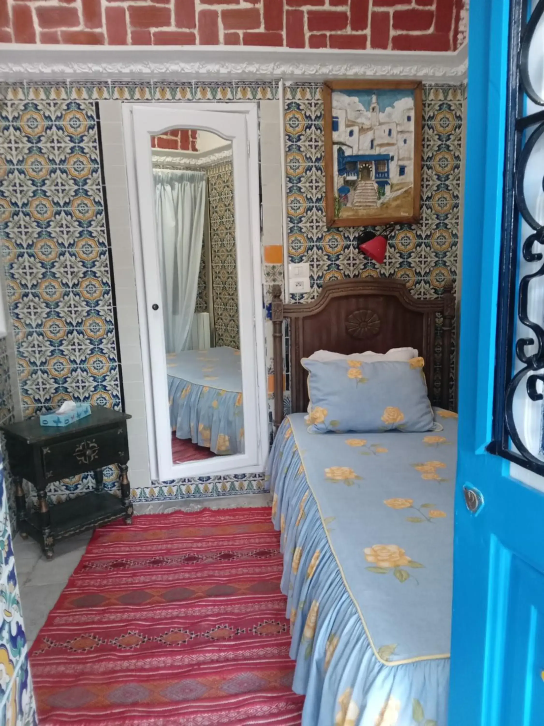 Single Room with Private Bathroom - single occupancy in Hôtel Bou Fares Single Room with Private Bathroom - single occupancy in Hôtel Bou Fares
