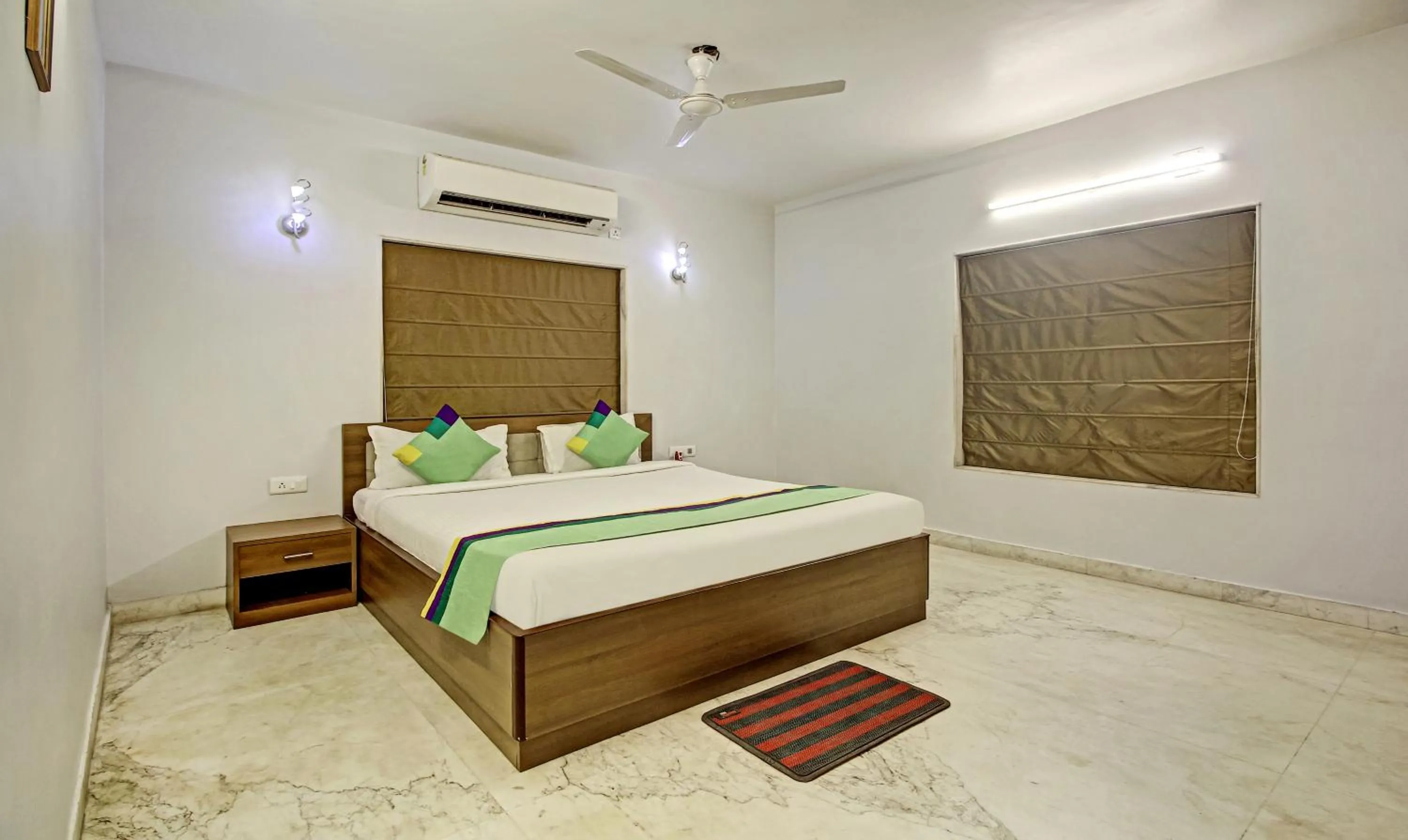 Bedroom, Bed in Treebo Sreemaa Newtown Near Biswa Bangla Gate