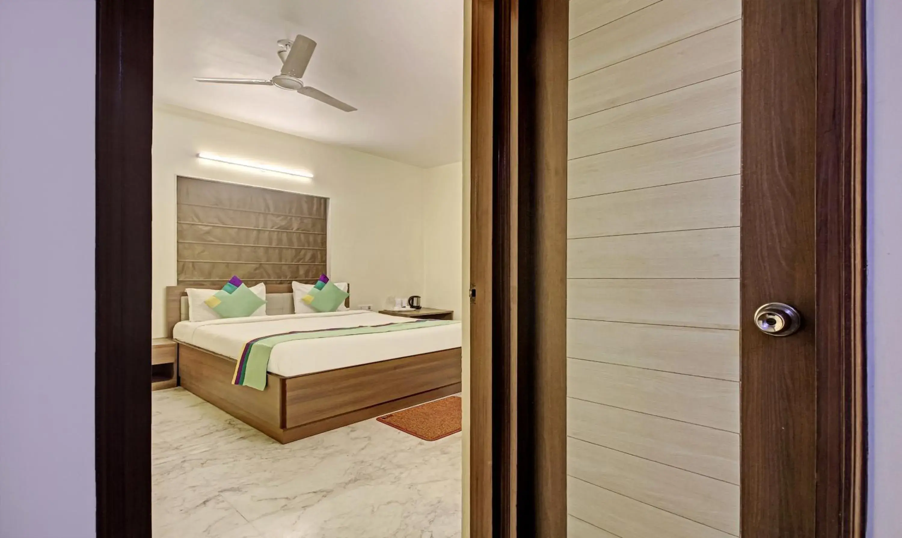 Bedroom, Bed in Treebo Sreemaa Newtown Near Biswa Bangla Gate Bedroom, Bed in Treebo Sreemaa Newtown Near Biswa Bangla Gate