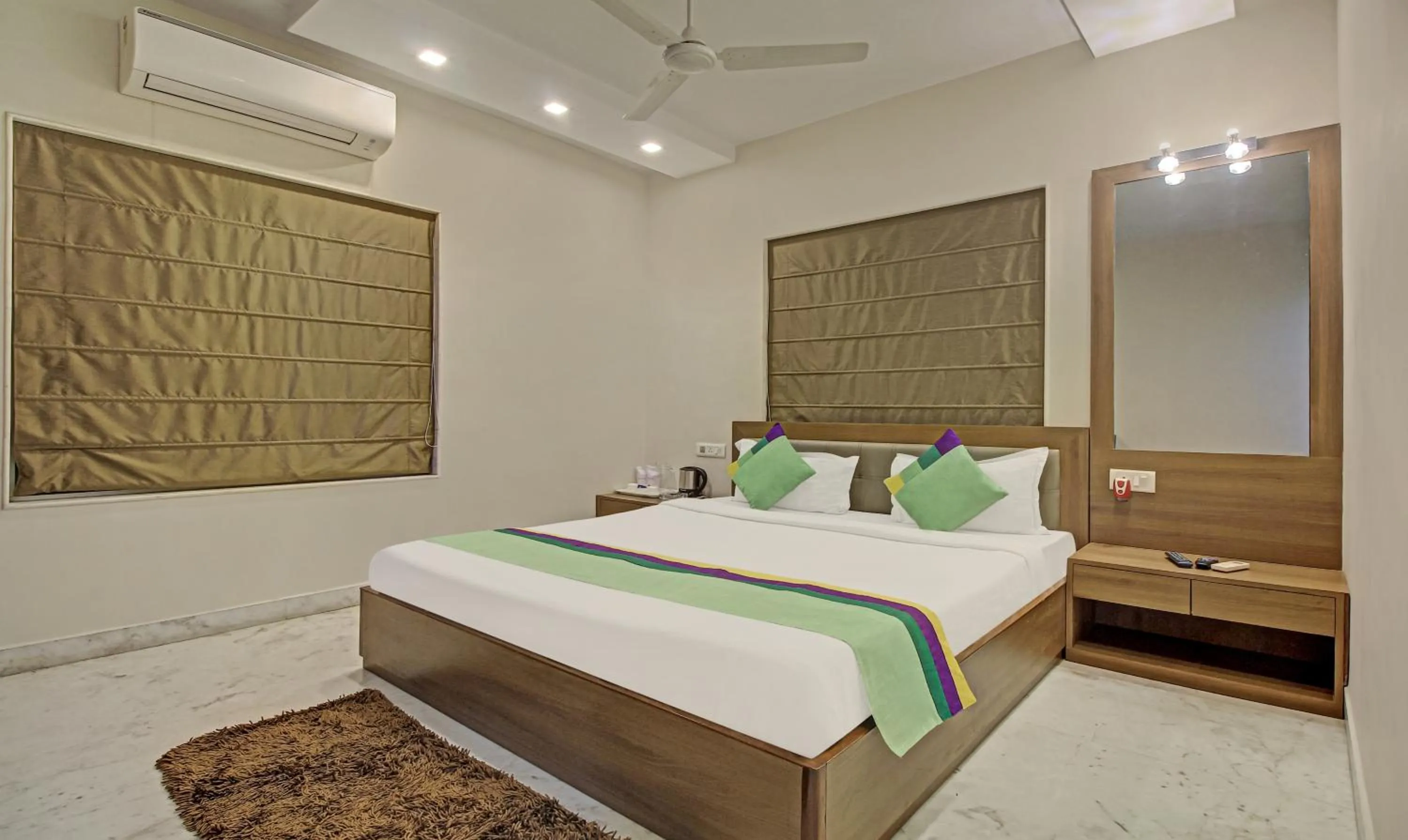 Bedroom, Bed in Treebo Sreemaa Newtown Near Biswa Bangla Gate