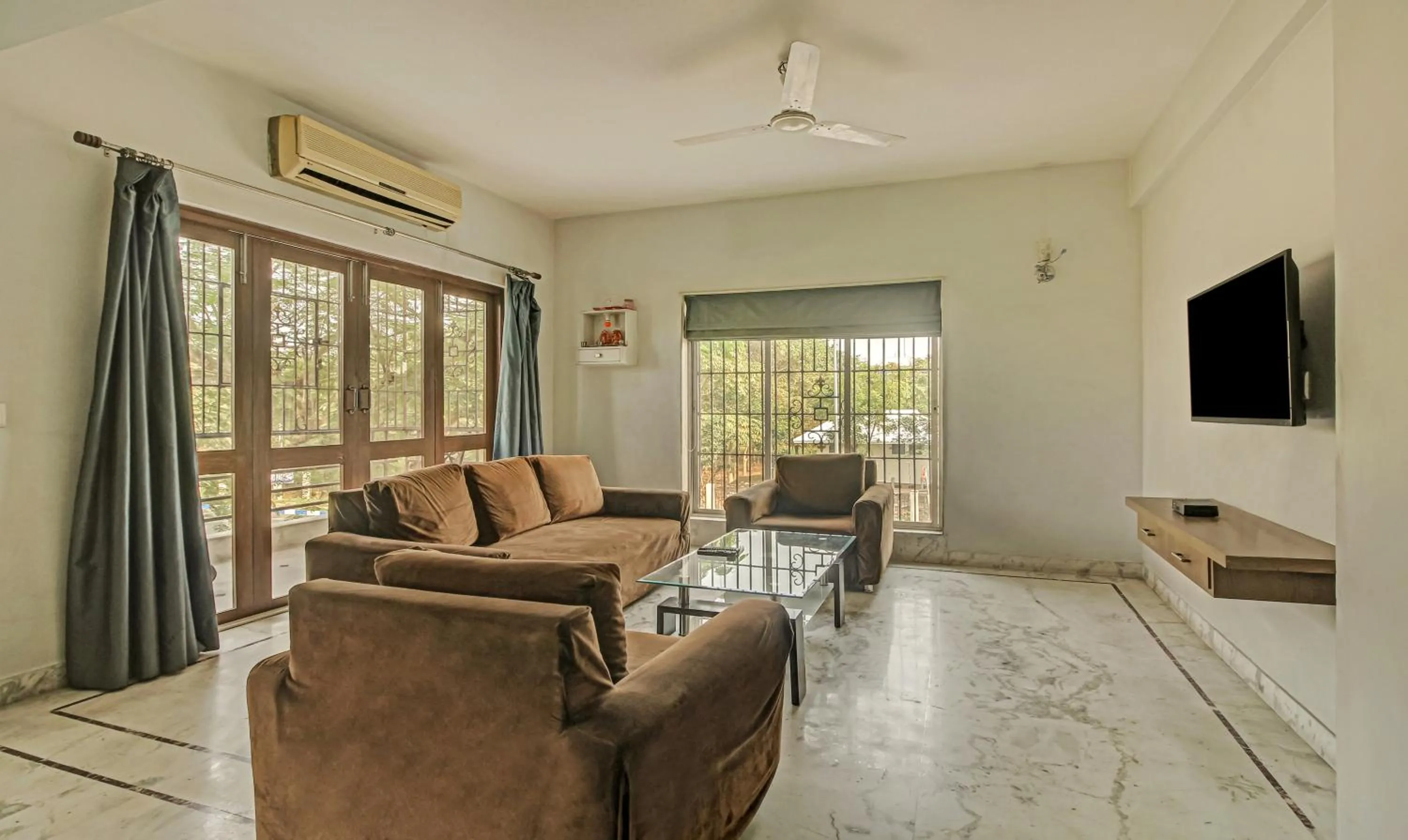 Seating area in Treebo Sreemaa Newtown Near Biswa Bangla Gate
