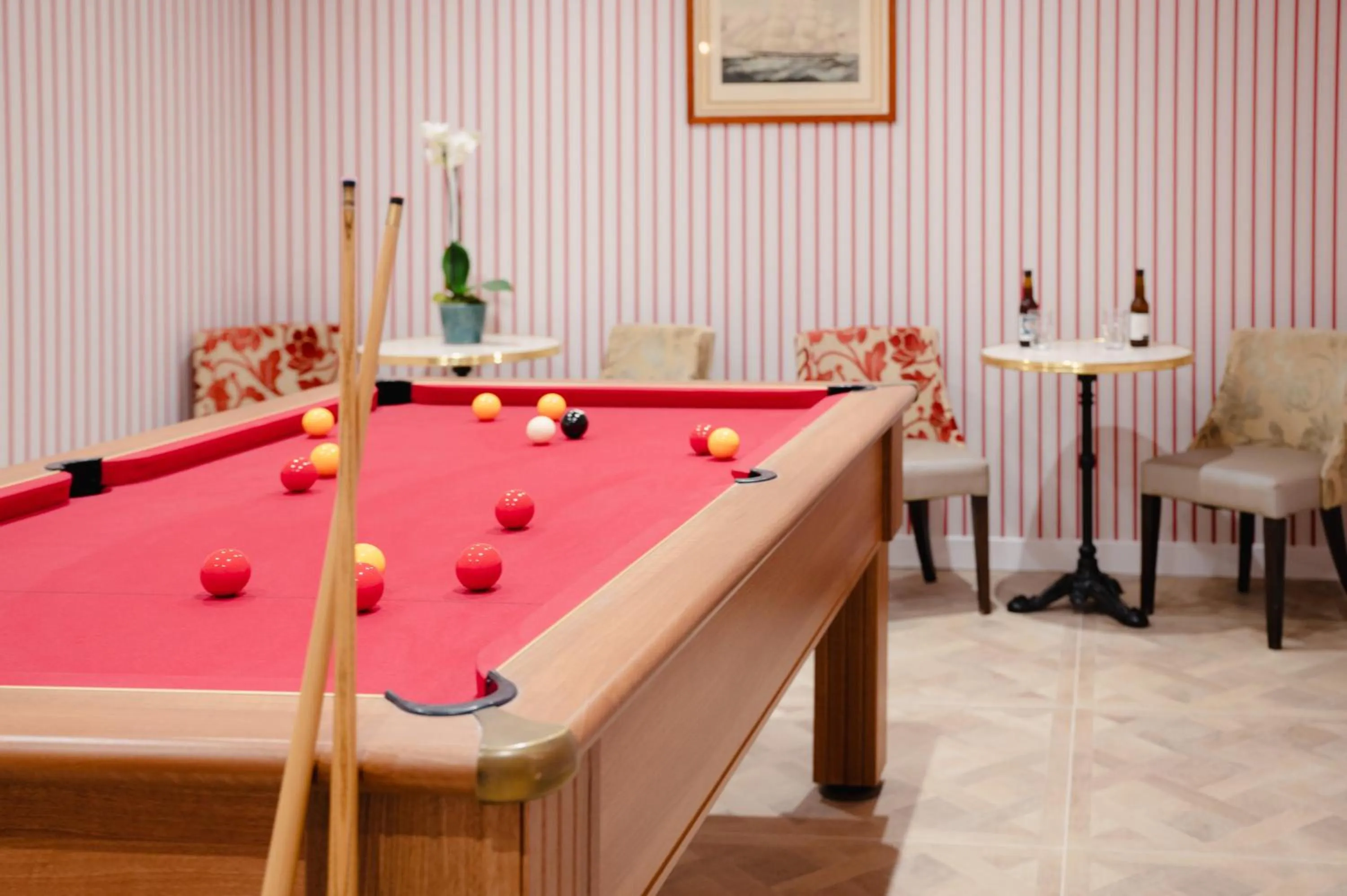 Billiard in Grand Hôtel de l'Europe - Morlaix Centre