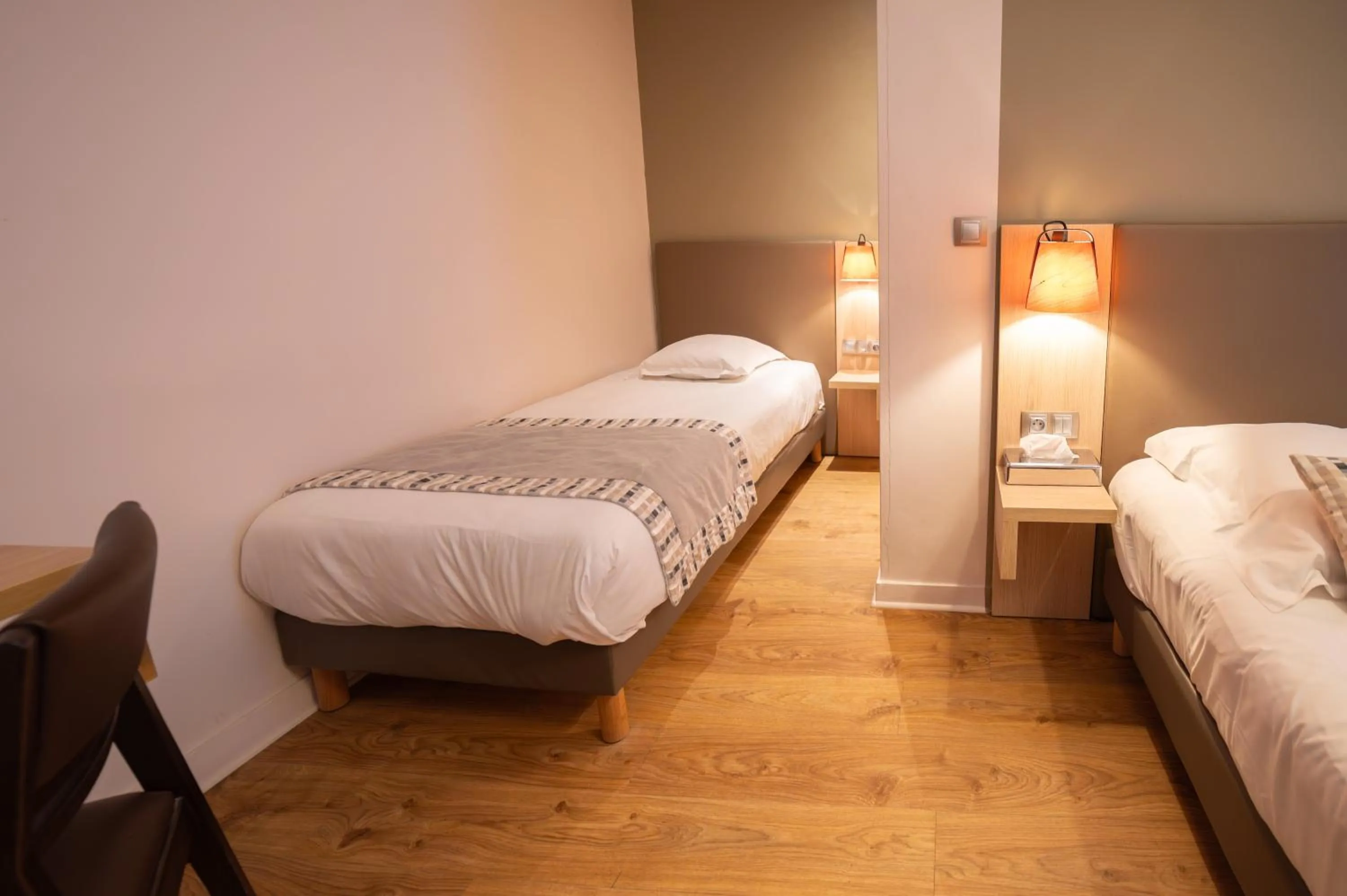 Bed in Grand Hôtel de l'Europe - Morlaix Centre