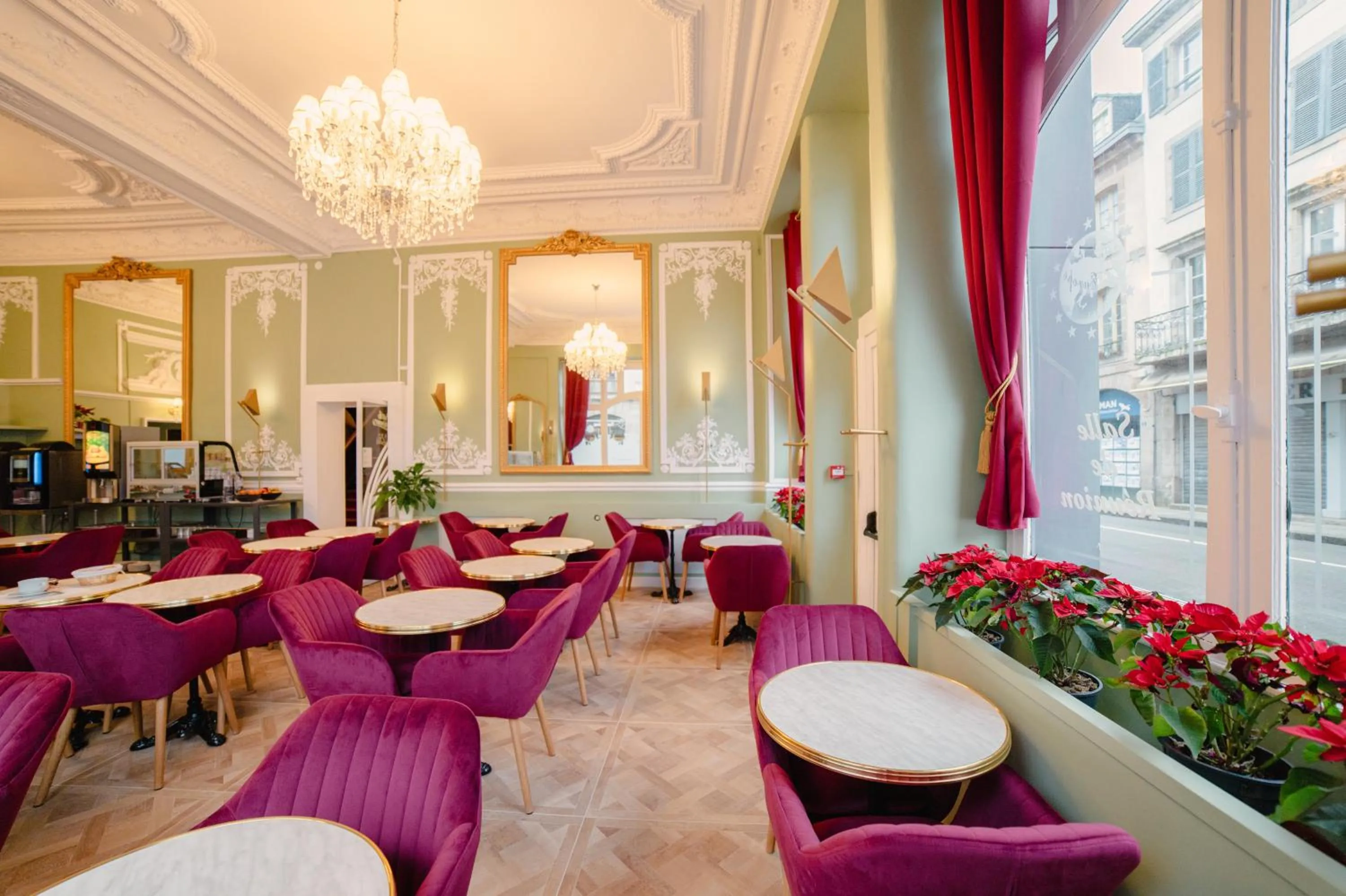 Restaurant/places to eat in Grand Hôtel de l'Europe - Morlaix Centre