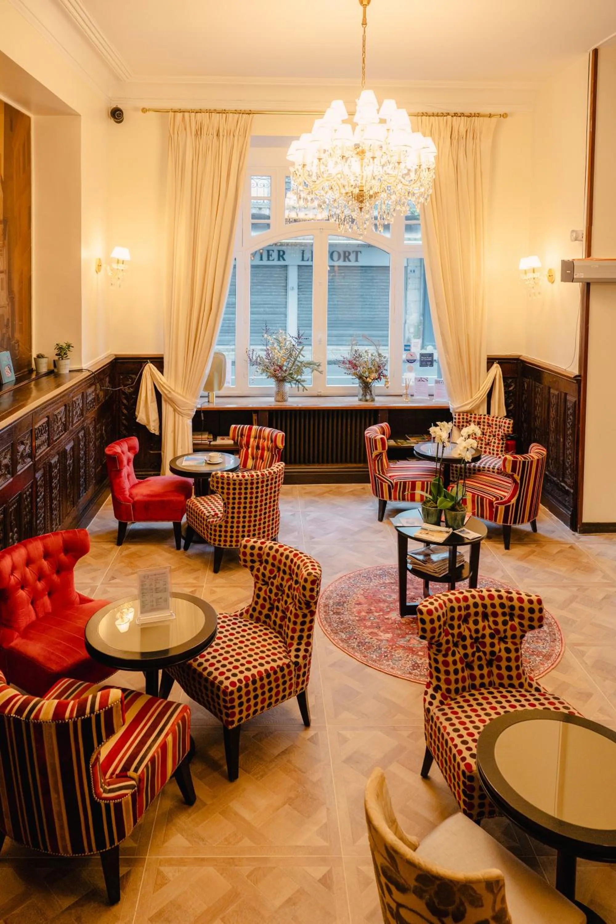 Living room in Grand Hôtel de l'Europe - Morlaix Centre