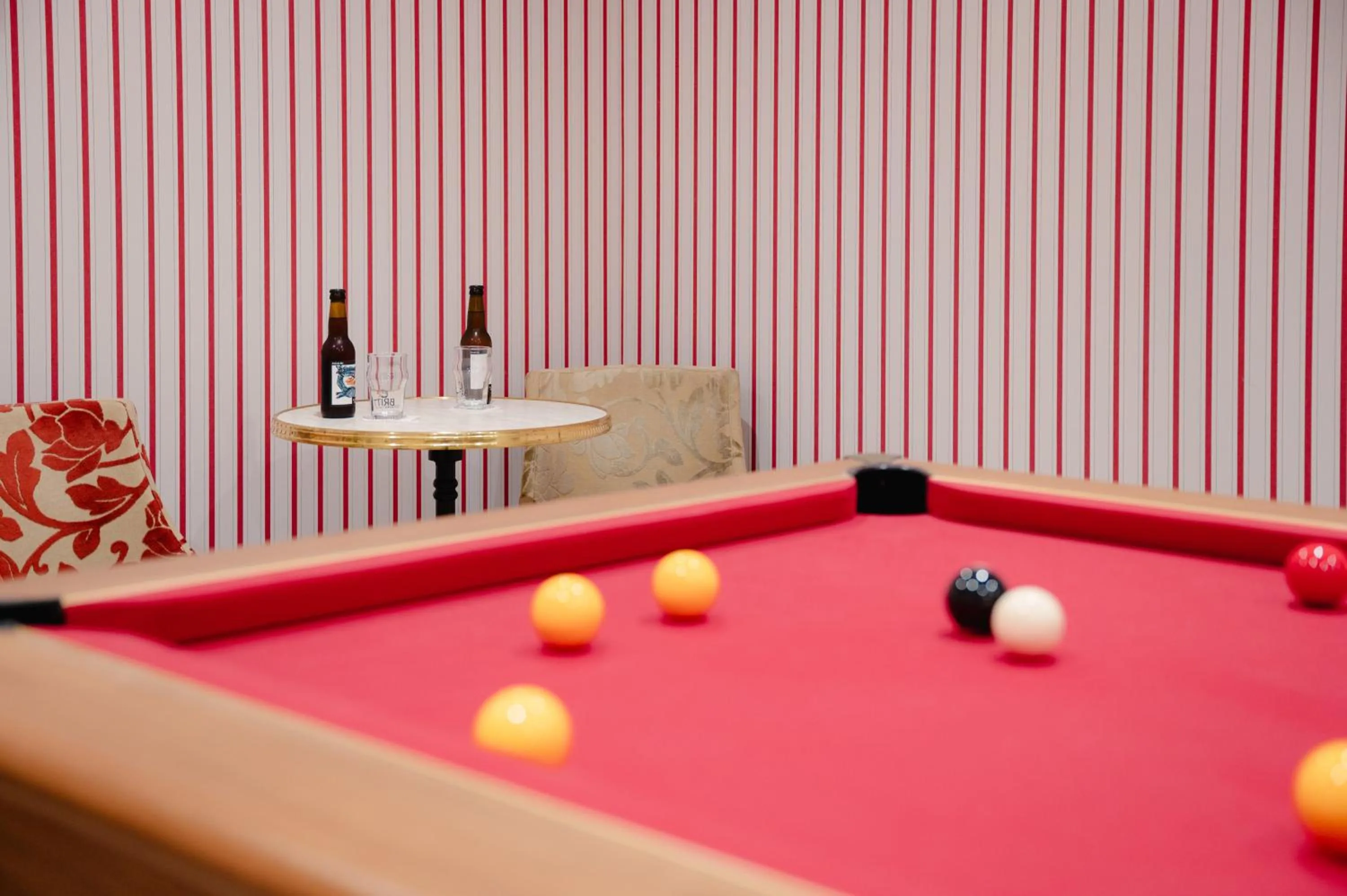 Billiard in Grand Hôtel de l'Europe - Morlaix Centre