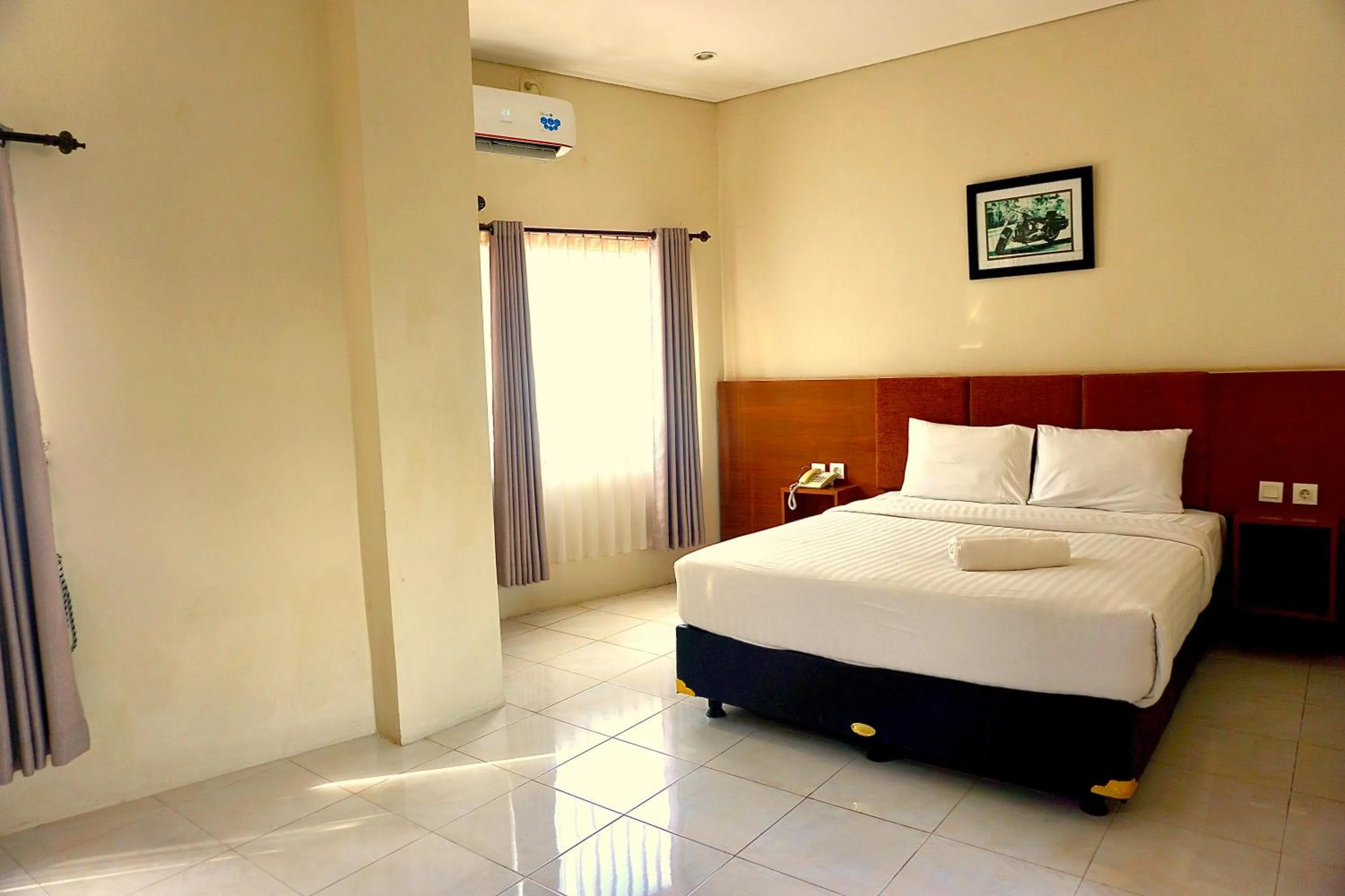 Bed in Diva Lombok Resort