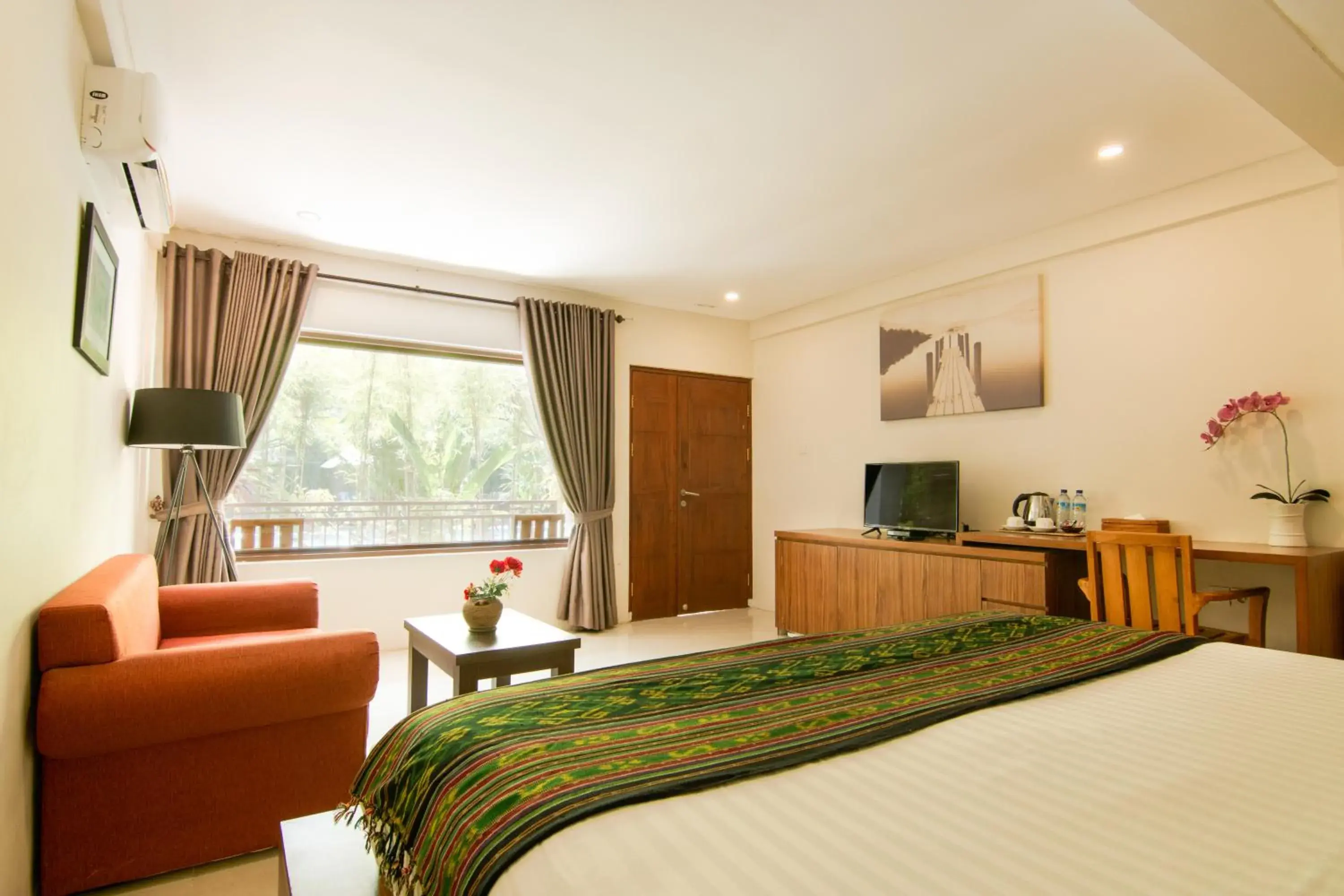 Communal lounge/ TV room, Bed in Diva Lombok Resort Communal lounge/ TV room, Bed in Diva Lombok Resort