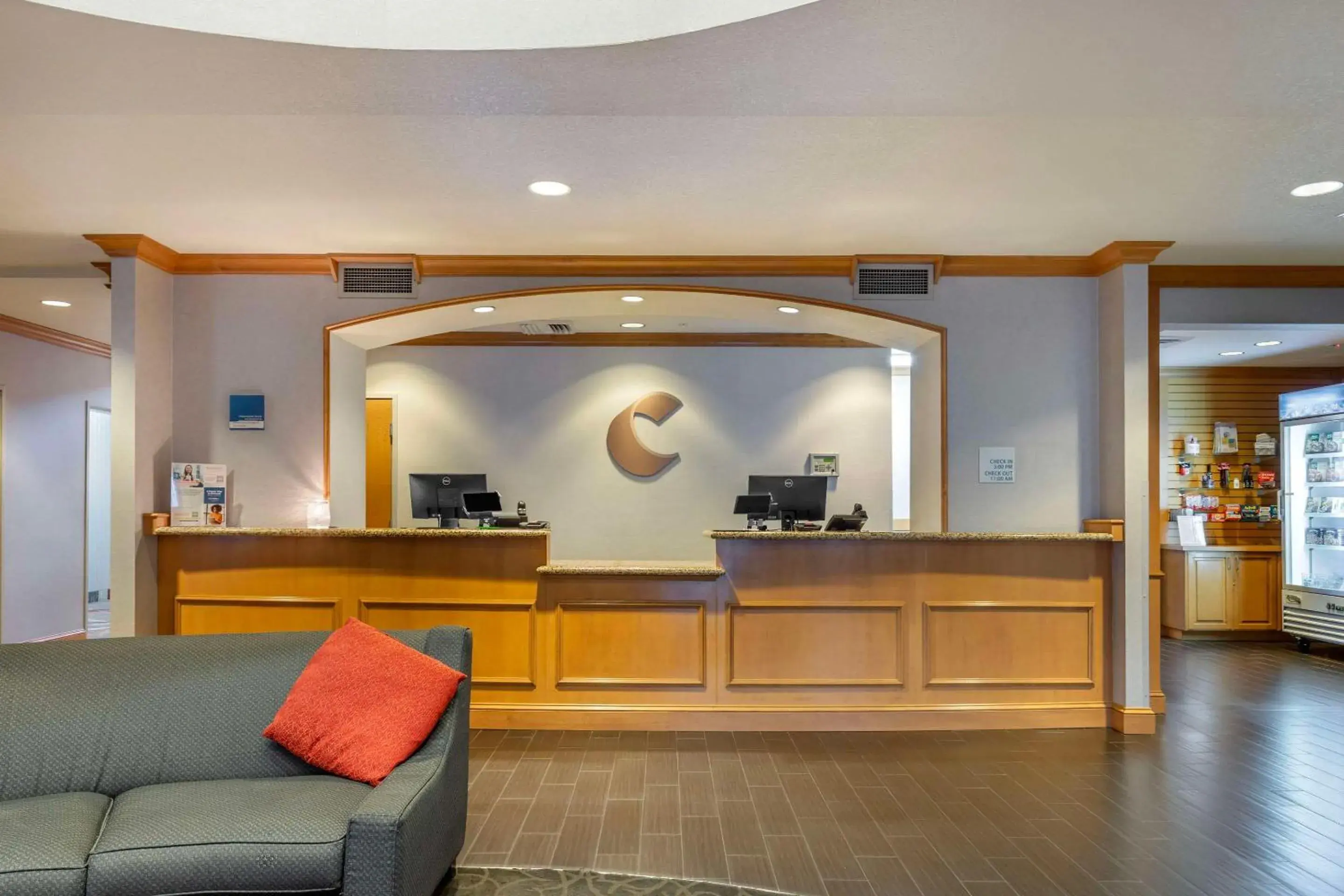 Lobby or reception in Comfort Suites Lobby or reception in Comfort Suites