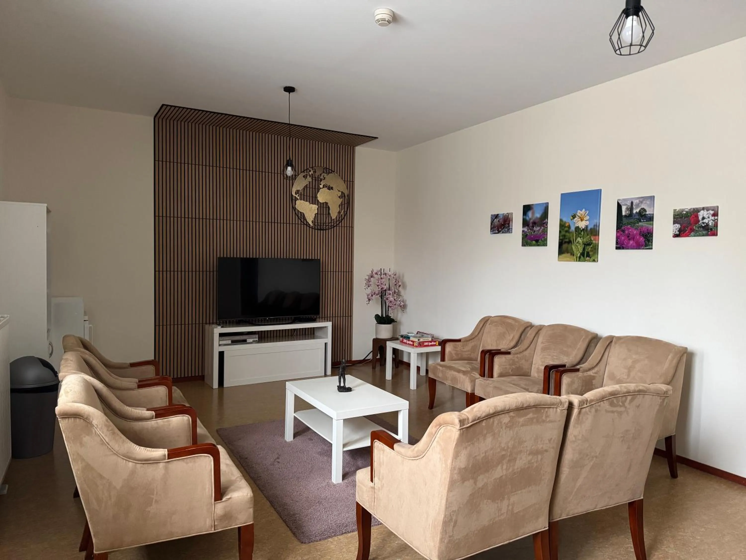 Communal lounge/ TV room in B&B Maria Hart