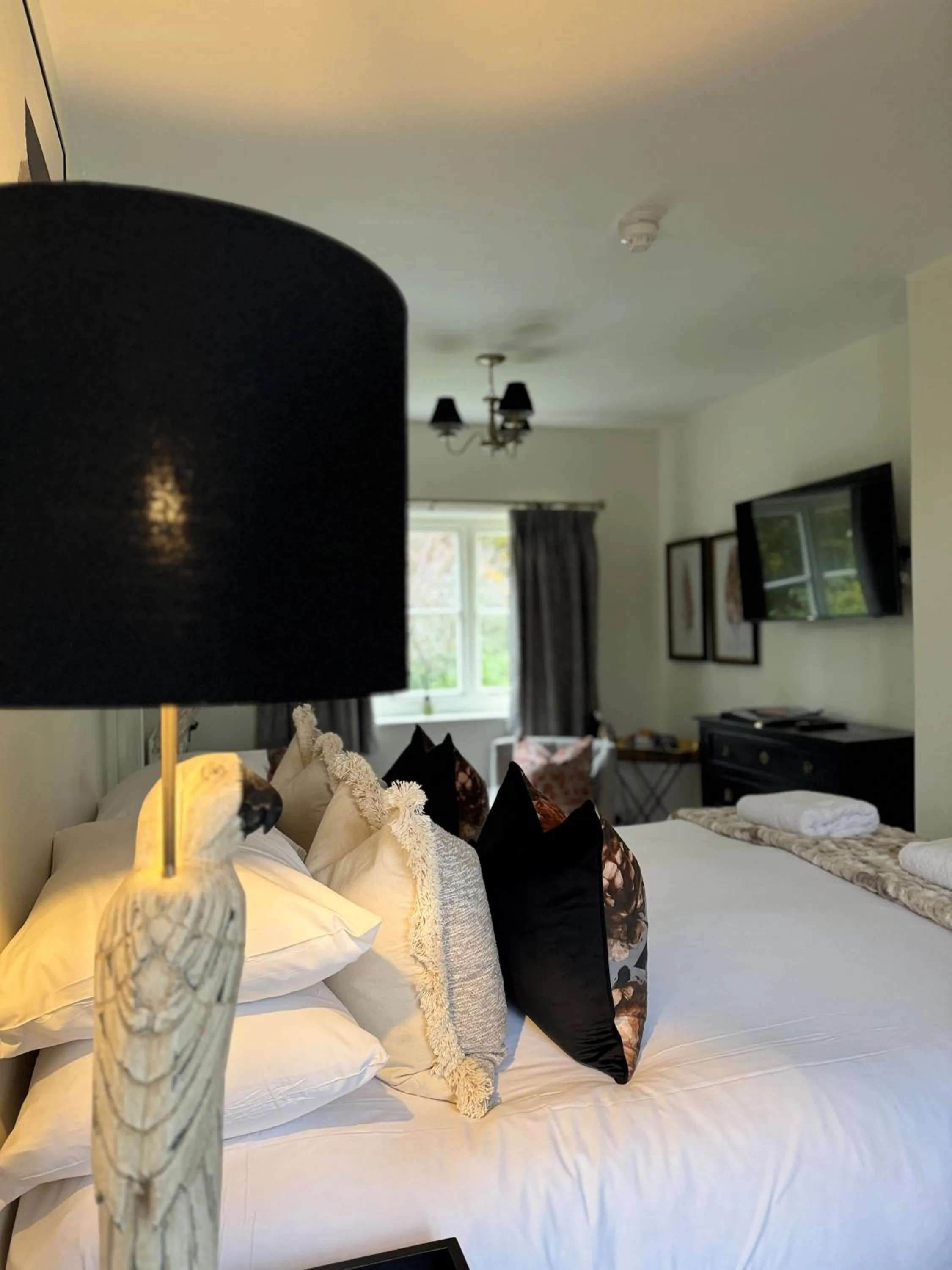 Bed in Scarborough Hill Country Inn