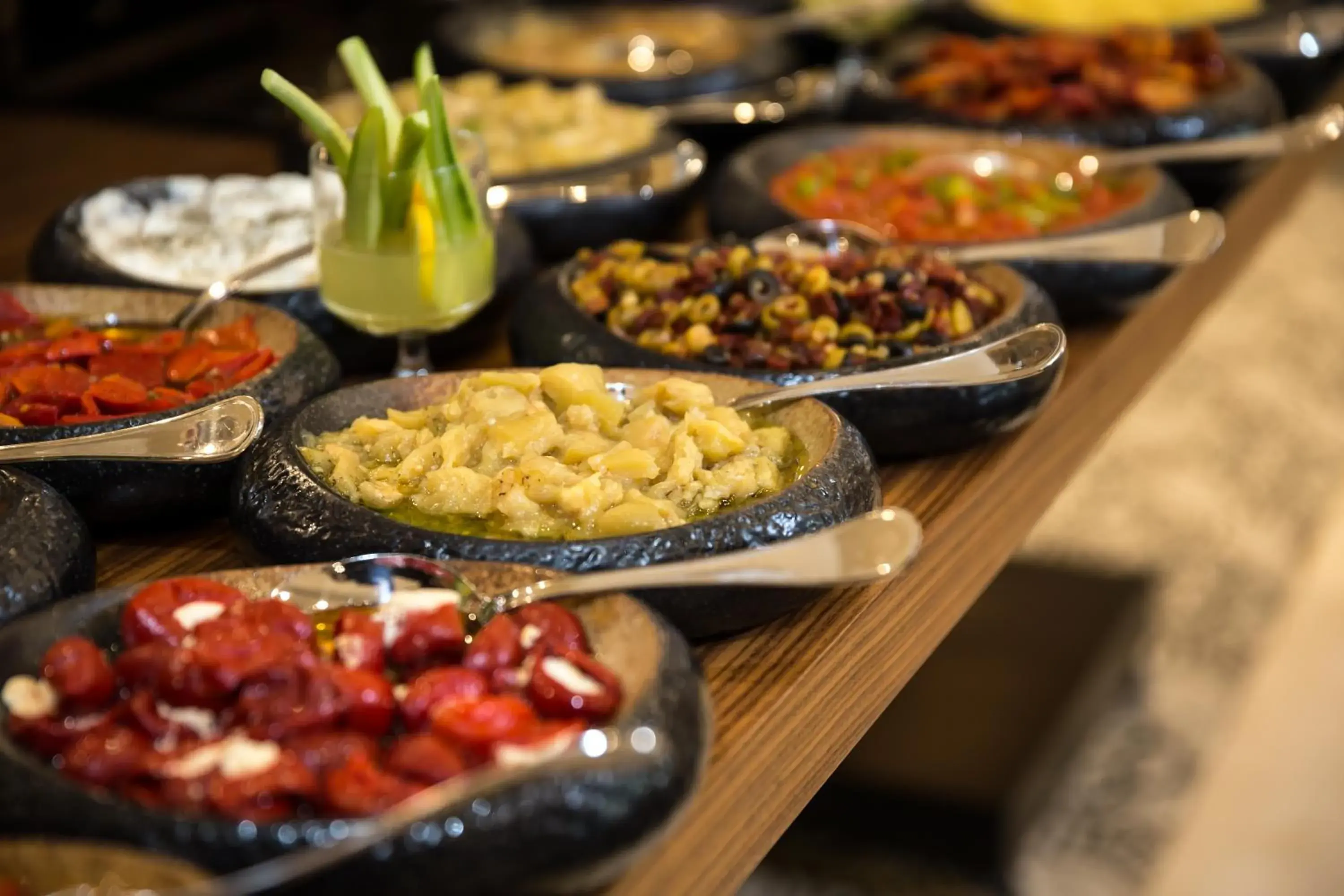 Restaurant/places to eat in Radisson Blu Hotel, Diyarbakir Restaurant/places to eat in Radisson Blu Hotel, Diyarbakir