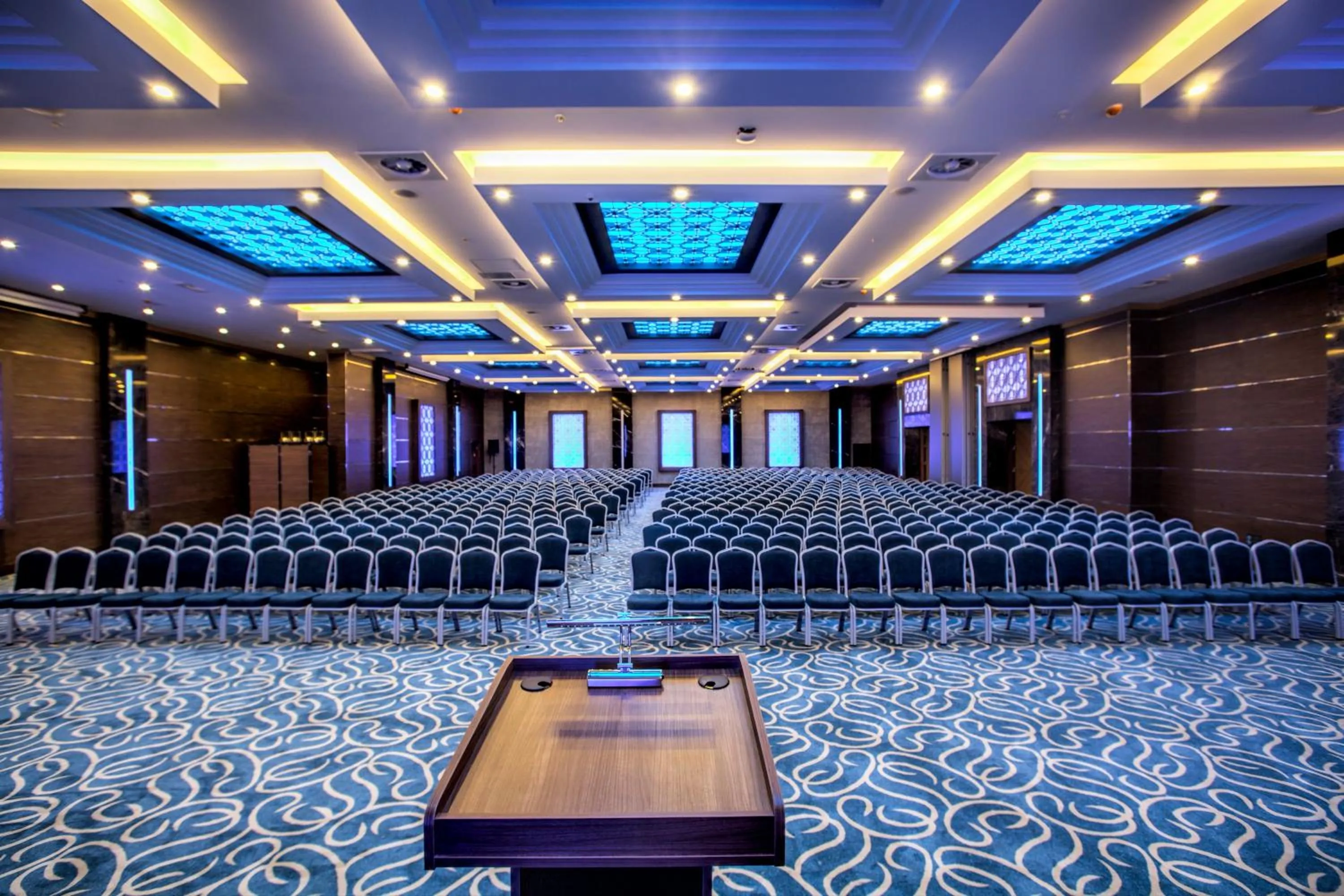 Banquet/Function facilities in Radisson Blu Hotel, Diyarbakir