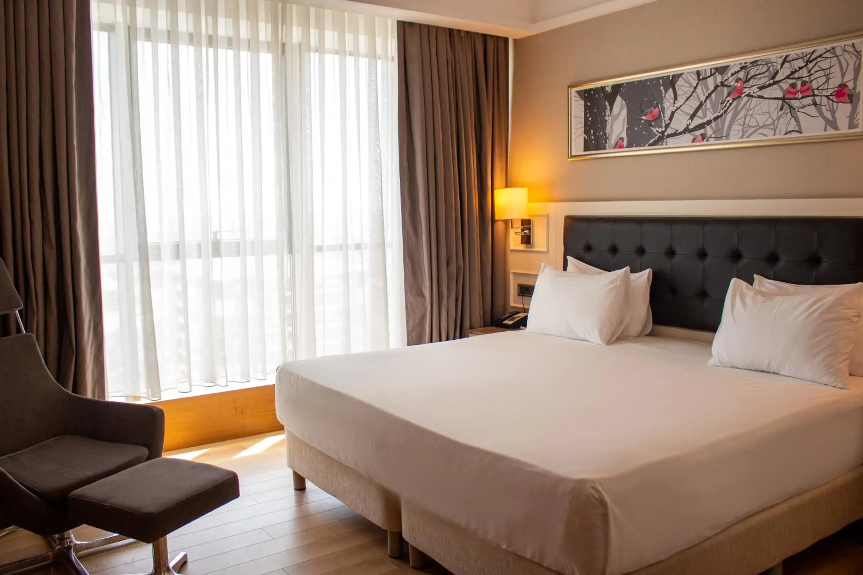 Bedroom, Bed in Radisson Blu Hotel, Diyarbakir Bedroom, Bed in Radisson Blu Hotel, Diyarbakir