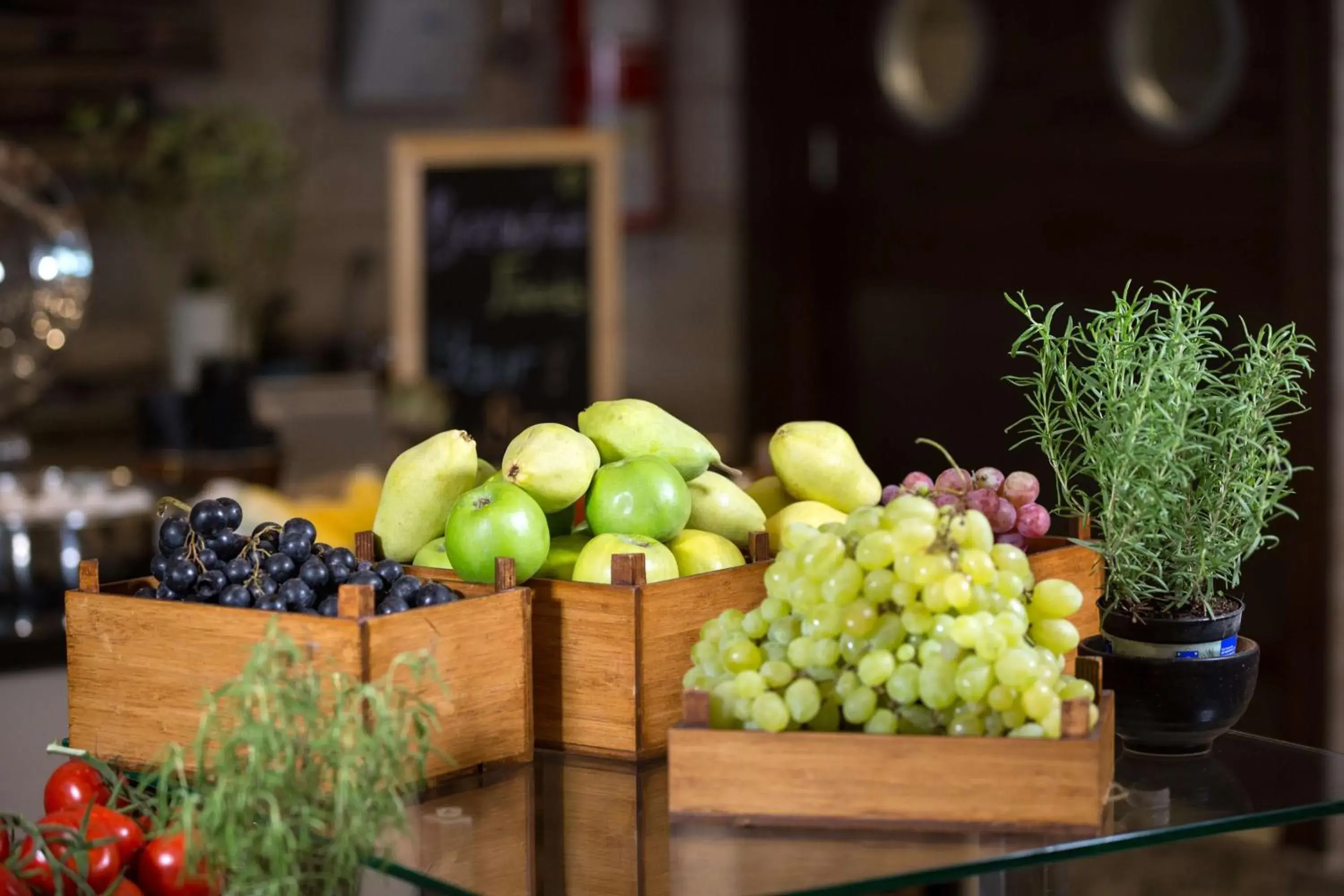 Restaurant/places to eat in Radisson Blu Hotel, Diyarbakir Restaurant/places to eat in Radisson Blu Hotel, Diyarbakir